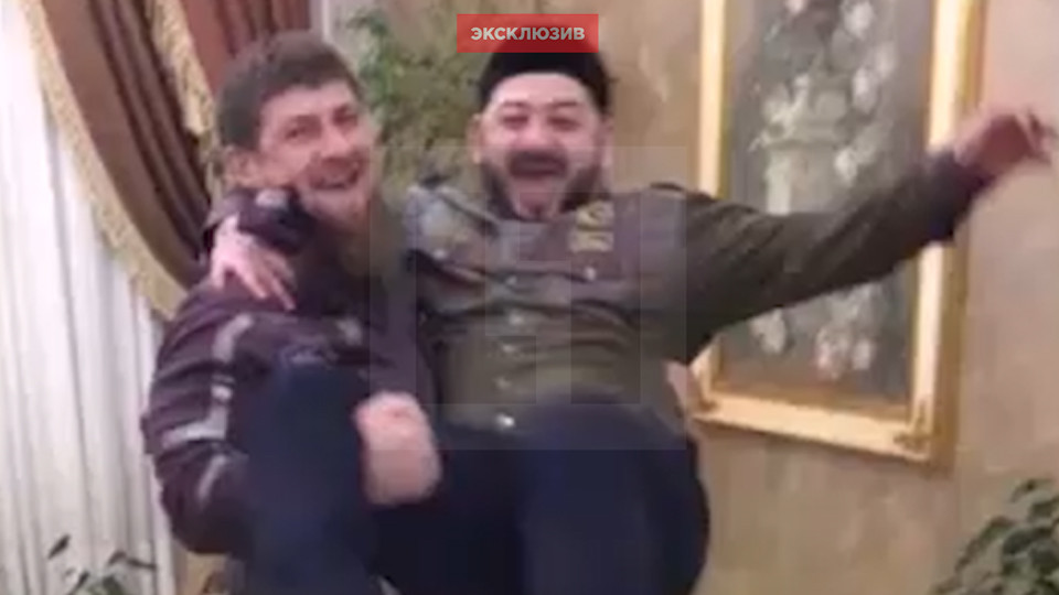 Галустян пародировал. Кадыров и Галустян. Рамзан Кадыров пародия Галустян.
