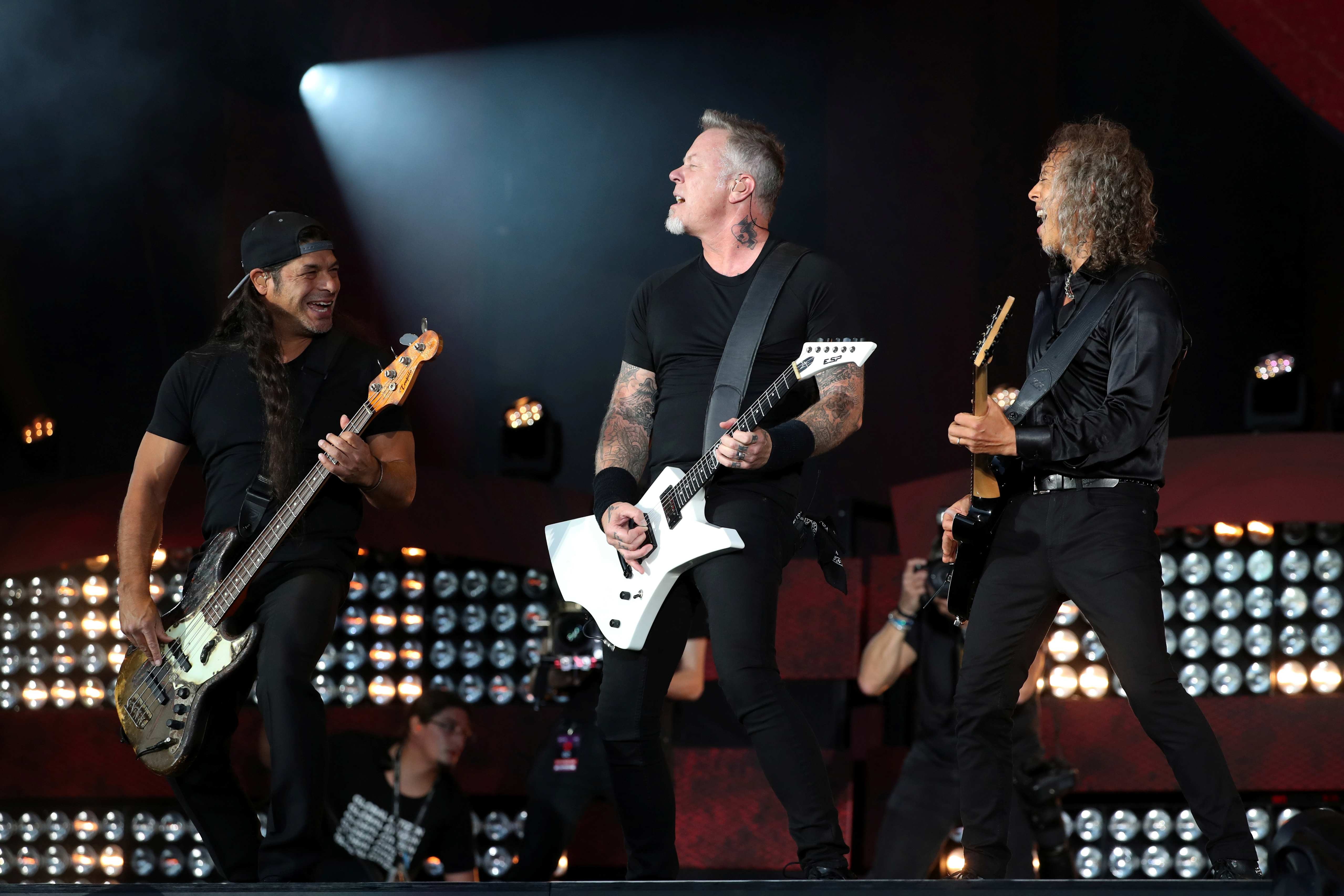 Metallica лучшие песни. Группа Metallica. Группа Metallica 2000. Металлика состав группы. Группа металика сейчас.