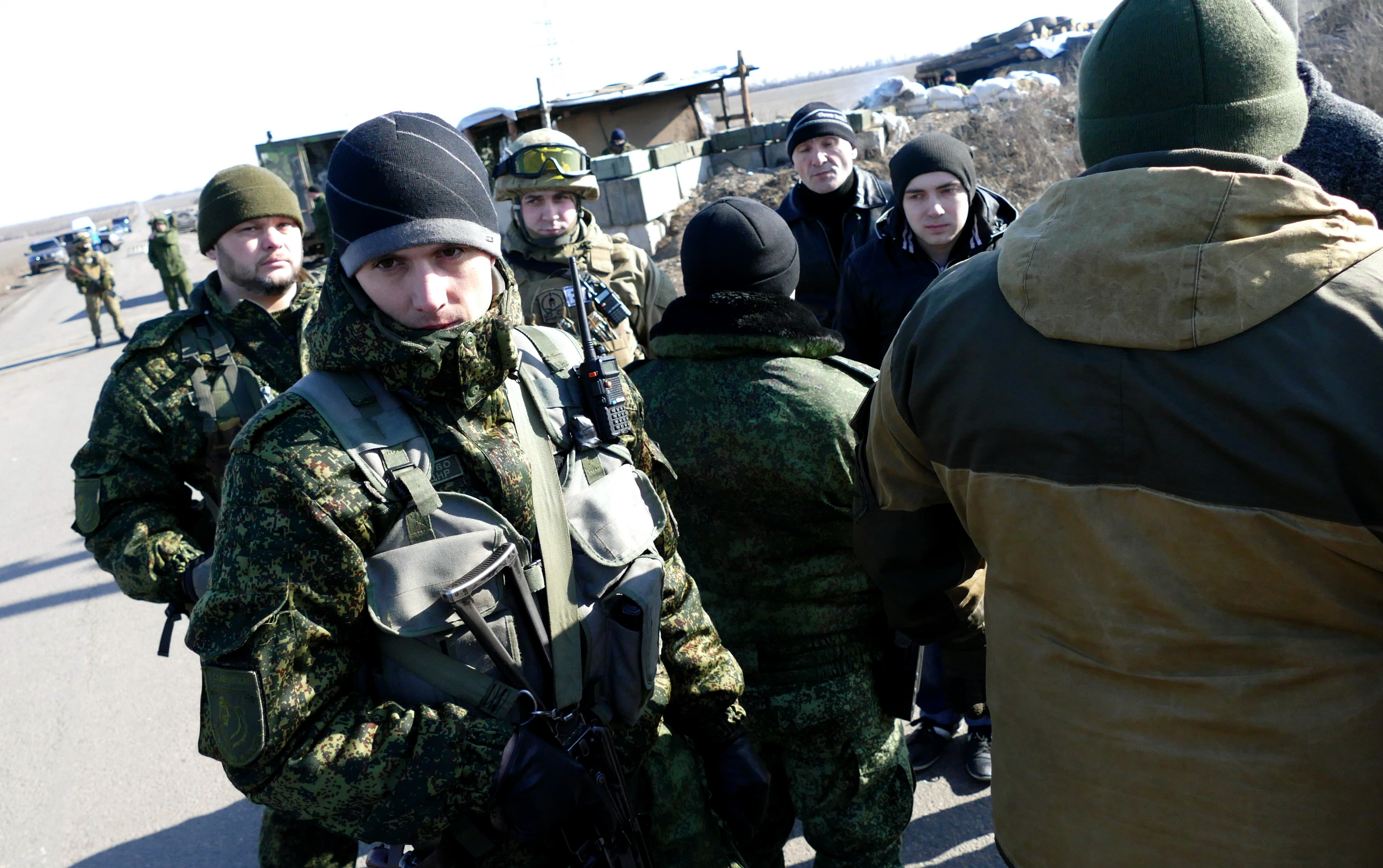 Золкин об обмене военнопленными. Пленные Донбасс 2016. Украинские пленные Луганск. Пленные украинские ополченцы Херсона. Фото пленных в Донецке и Луганске.