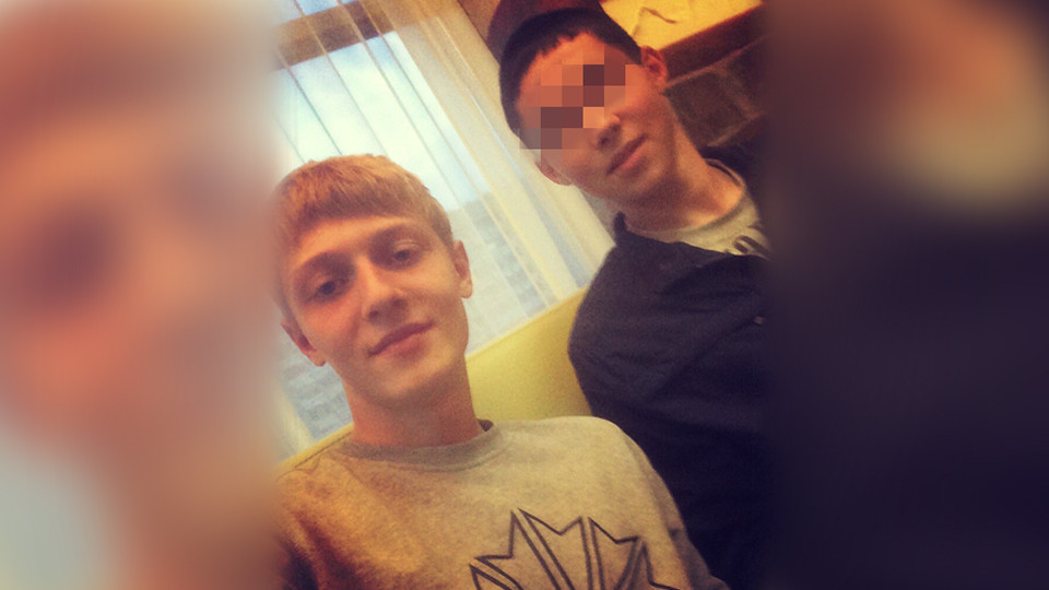 Илья на фото слева. Фото: соцсети.