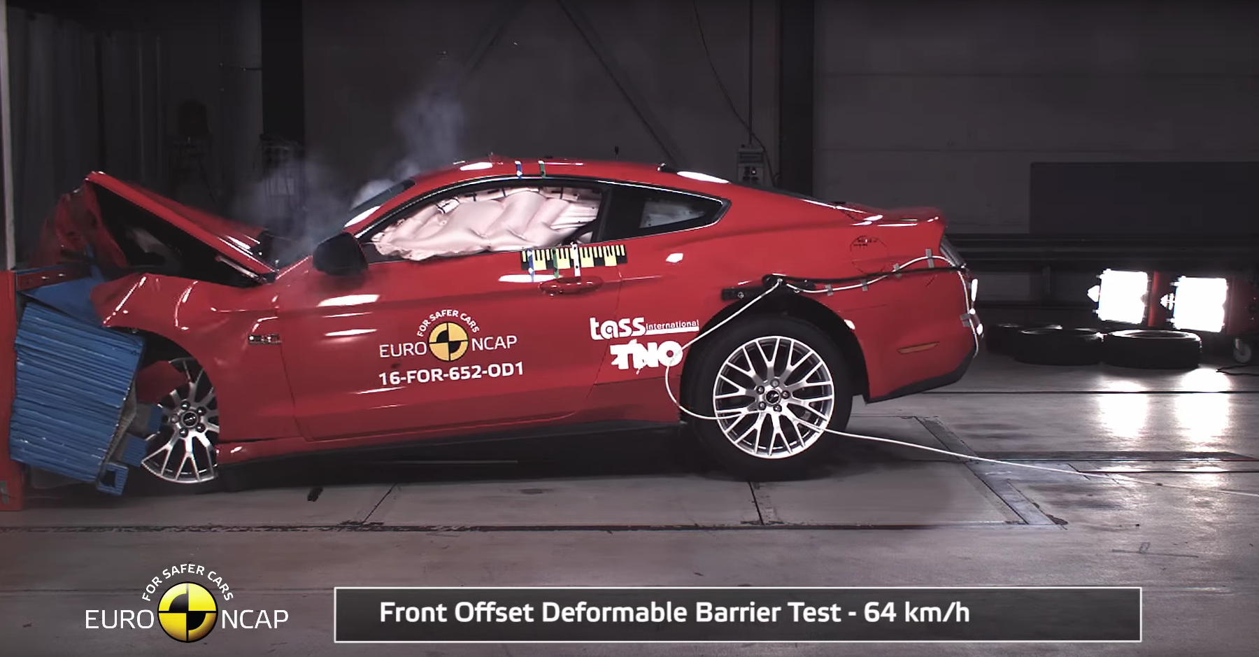 Кадр из видео Euro NCAP Crash Test of Ford Mustang/YouTube. Скриншот: &copy; L!EF