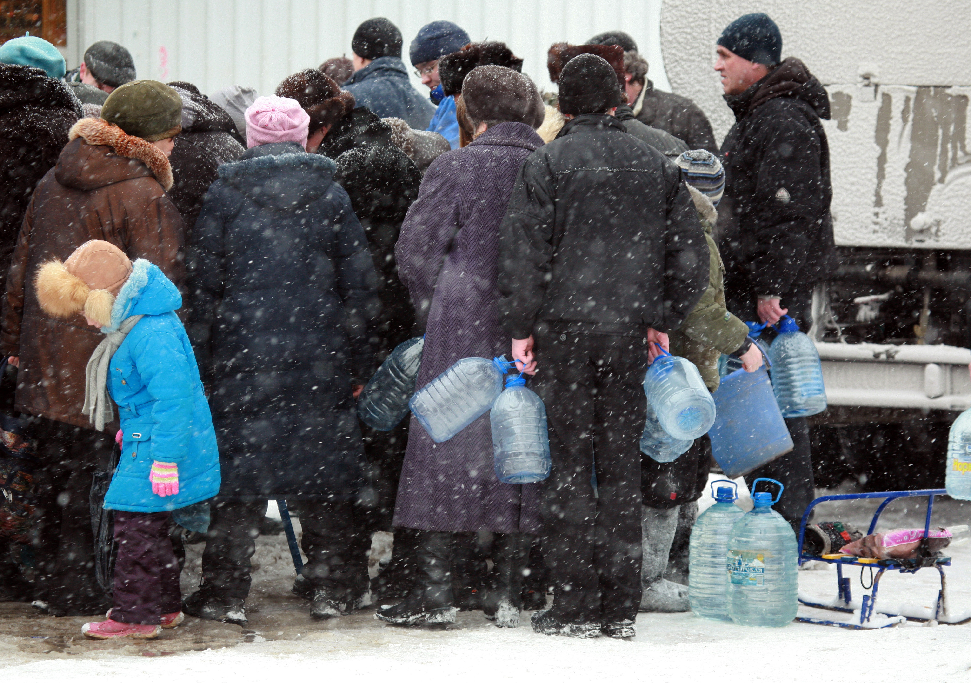 Почему нет воды в архангельске сегодня. В Краснокамске нет воды. Что в Краснокамске.почему нет воды. Почему нет воды в Краснокамске сегодня. Когда дадут воду в Краснокамске.