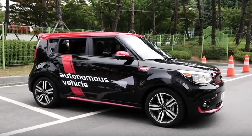 Кадр из видео 2016 Kia Soul Crossover Autonomous Valet Parking. Скриншот: &copy; Лайф