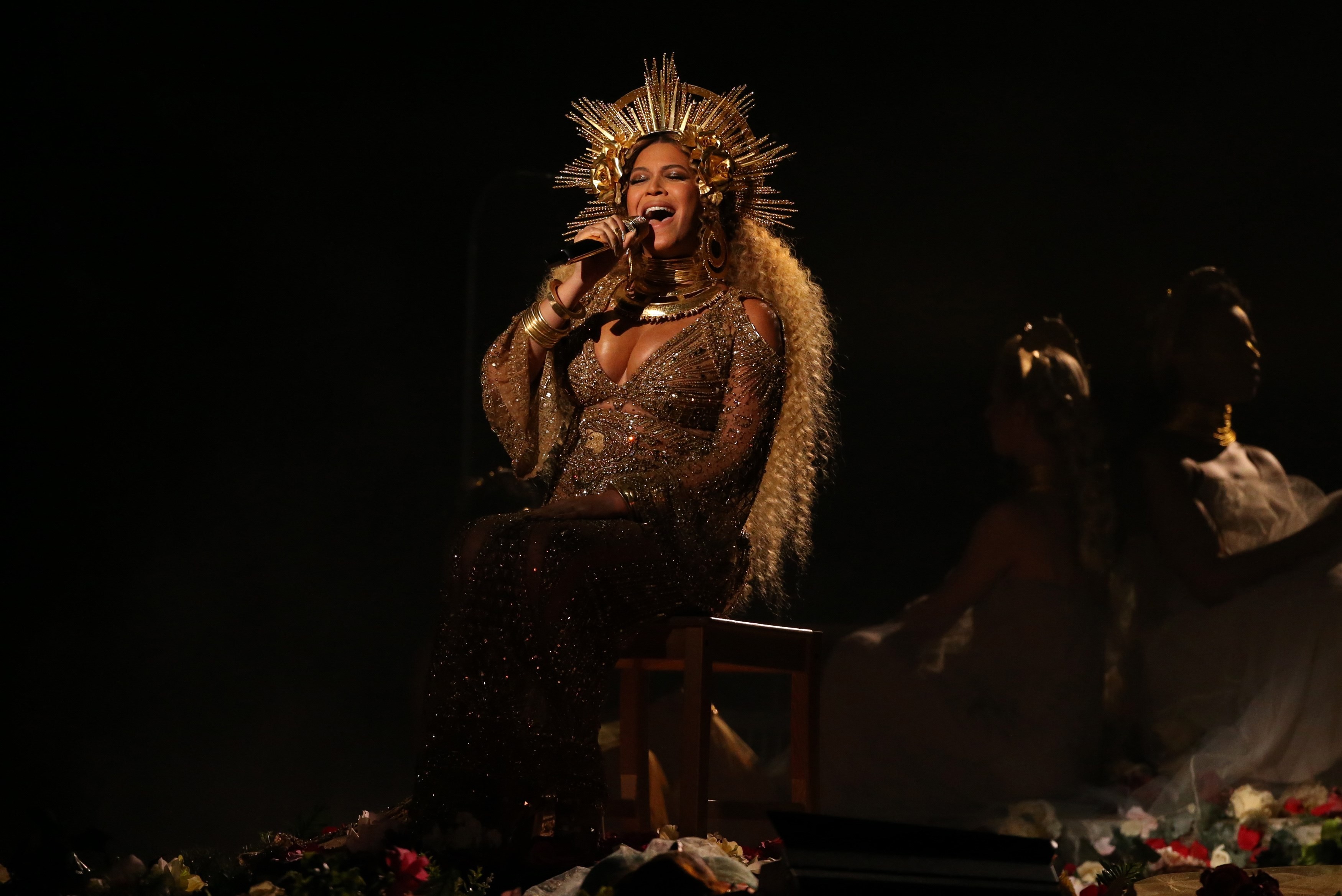 Певица&nbsp;Бейонсе на 59-й церемонии вручения премии "Грэмми". Фото: &copy;&nbsp;REUTERS/Lucy Nicholson