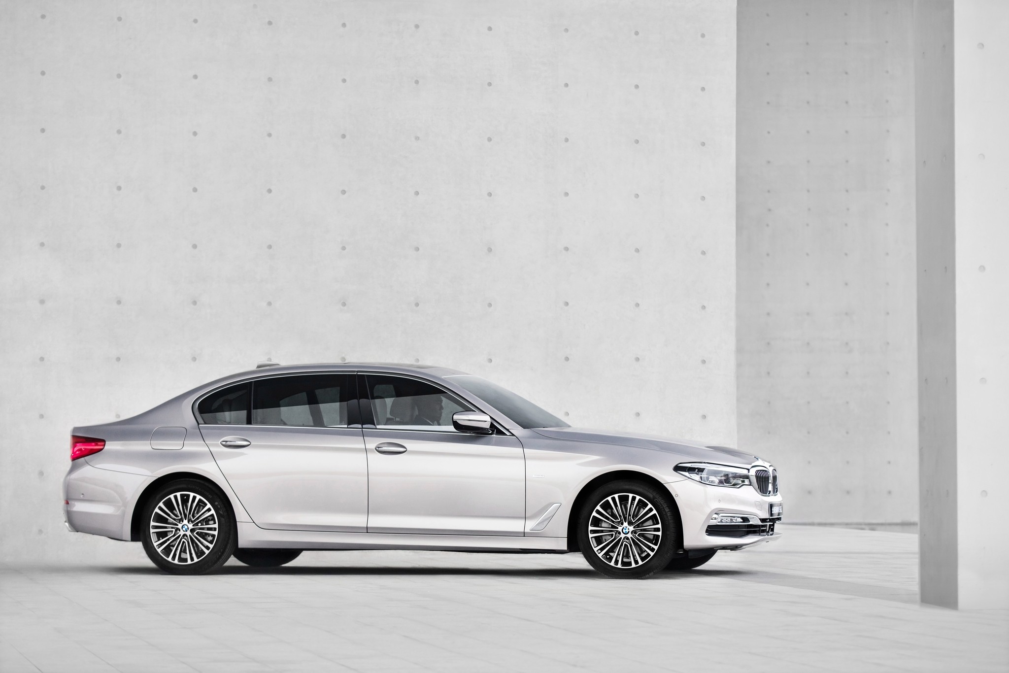 BMW 530Li Luxury Line. Фото: &copy; BMW