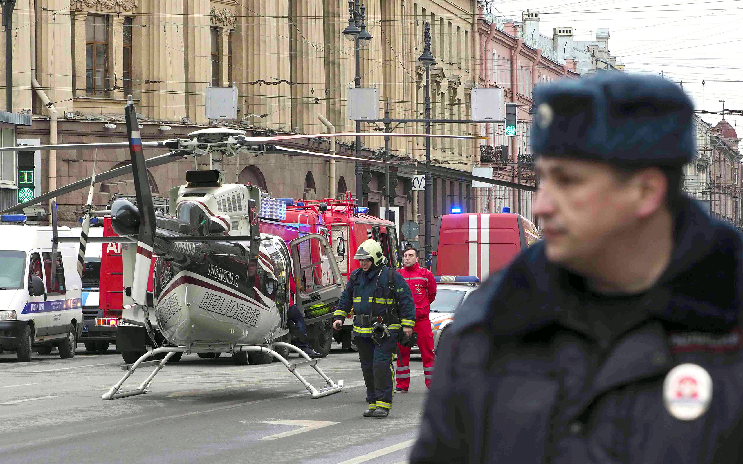 Что произошло в санкт петербурге сегодня взрыв. Теракт в Петербургском метрополитене. Взрыв в Санкт-Петербурге сейчас. Ситуация в Санкт-Петербурге сегодня.