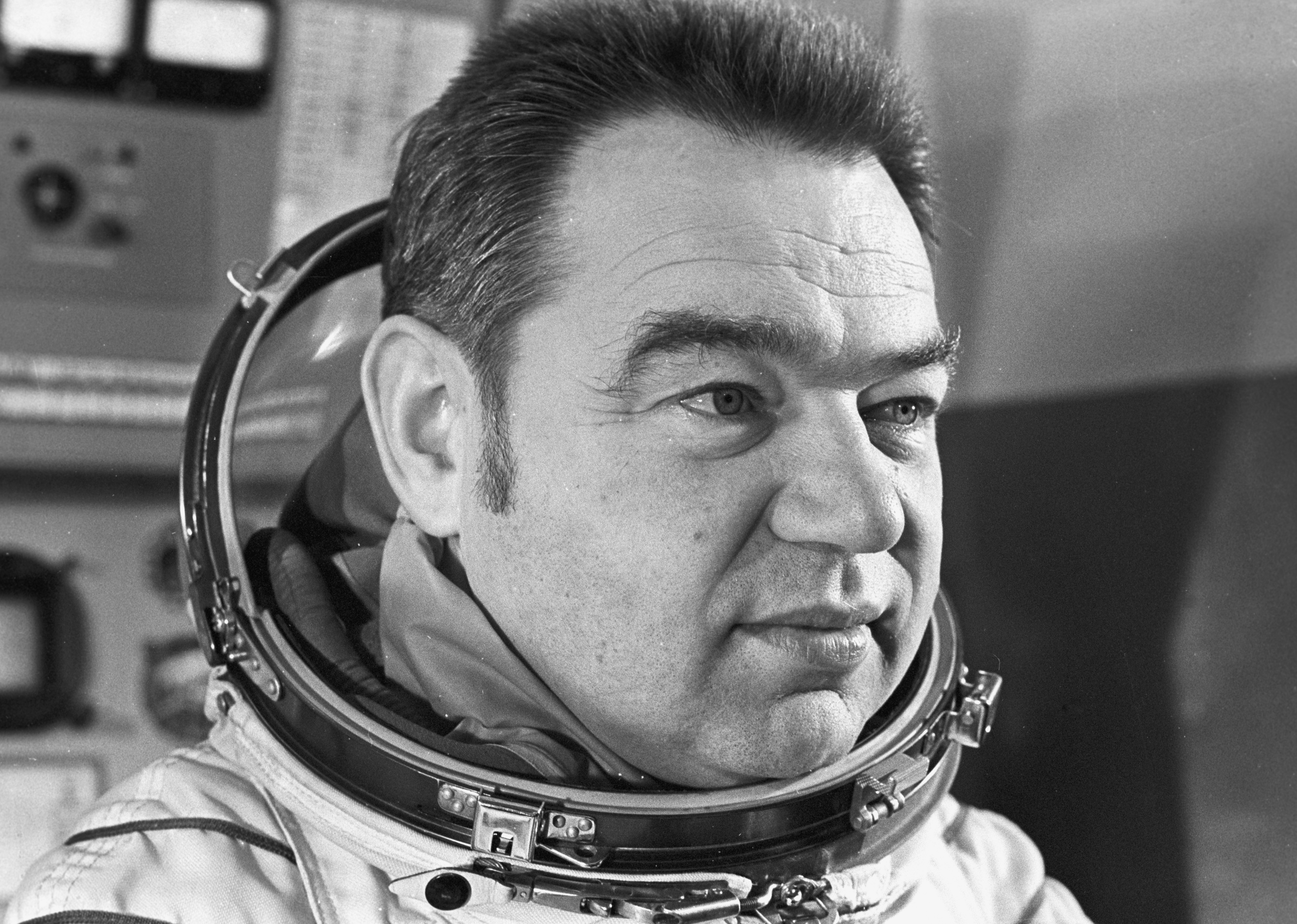 Имя первого советского космонавта