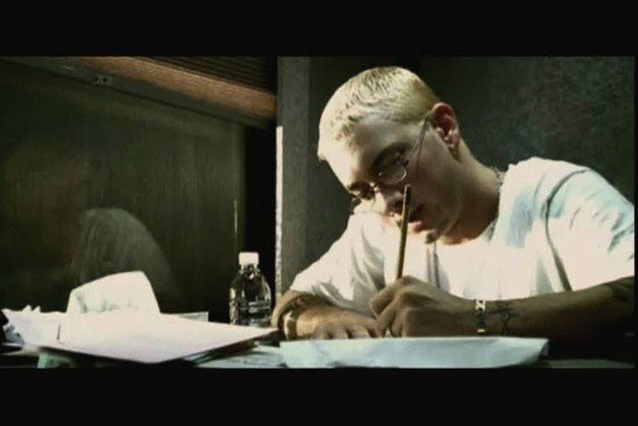 Фото: кадр из видео YouTube/EminemVEVO