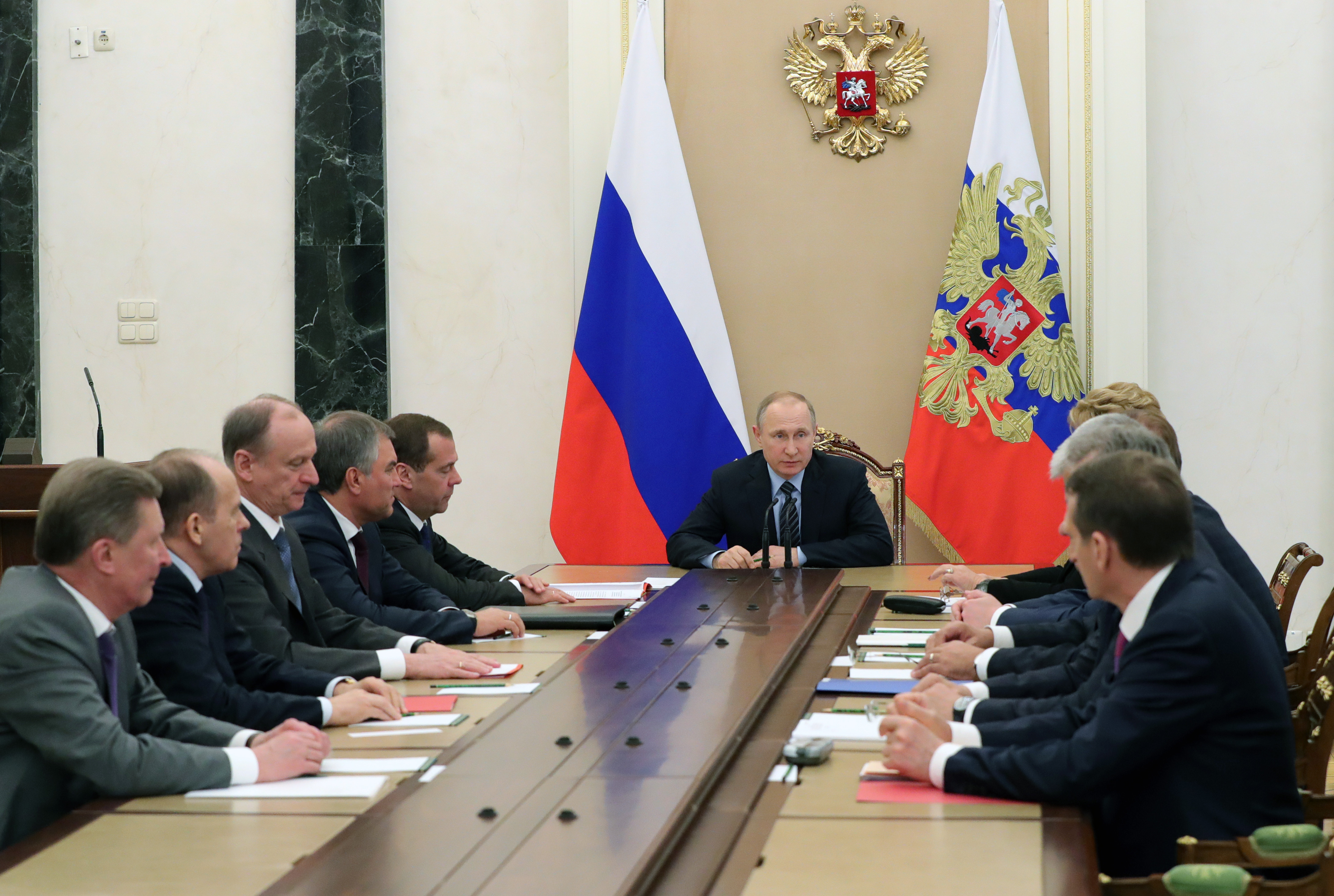 Совет безопасности сегодня. Совет безопасности РФ. Совещание с постоянными членами совета безопасности.