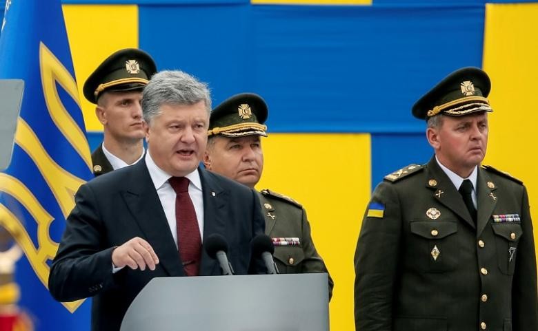 Президент Украины Пётр Порошенко.
Фото: REUTERS/Gleb Garanich