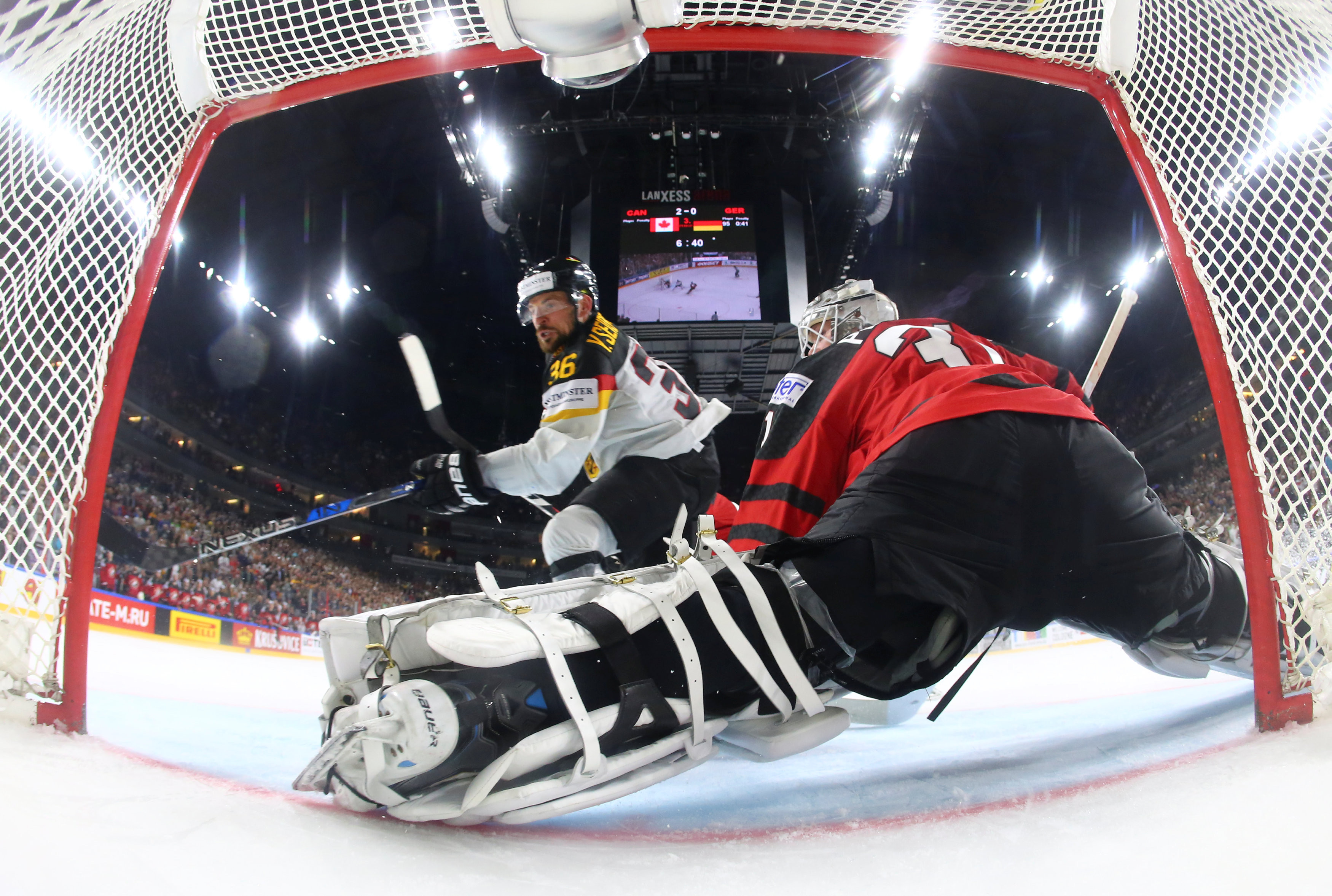 Сборная Канады победила Германию и вышла на россиян.
Фото: REUTERS/Martin Rose