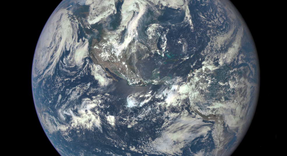 Снимок Земли, сделанный с расстояния 1,5 млн километров аппаратом&nbsp;Deep Space Climate Observatory. Фото: NASA