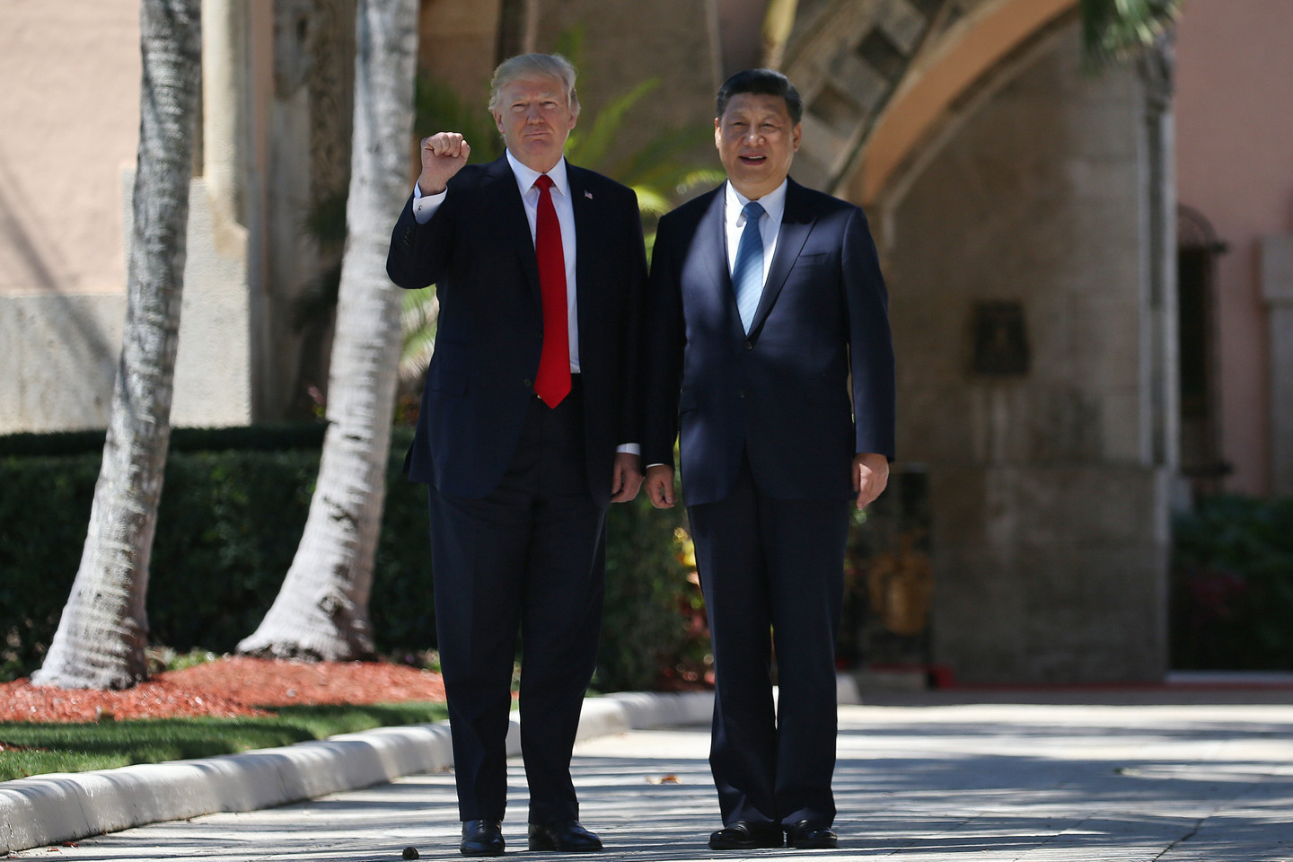 Президент США Дональд Трамп и лидер КНР Си Цзиньпин.&nbsp;Фото: &copy;&nbsp;REUTERS/Carlos Barria
