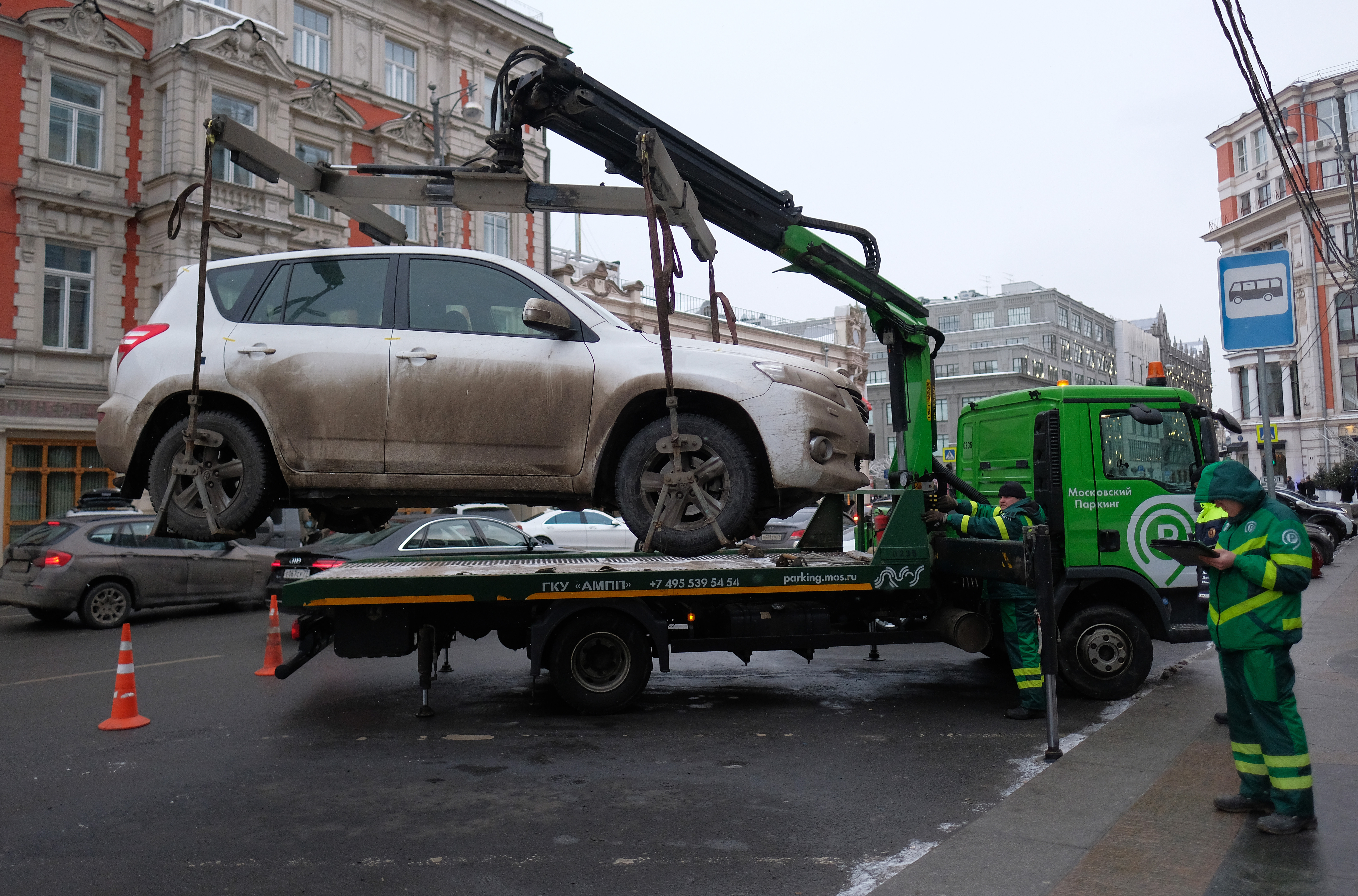 эвакуация авто в москве