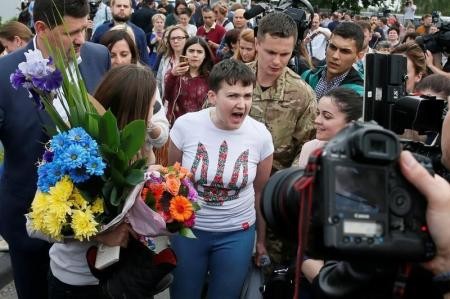 <p>Надежда Савченко решила участвовать в выборах.&nbsp;Фото: &copy; REUTERS/Gleb Garanich</p>