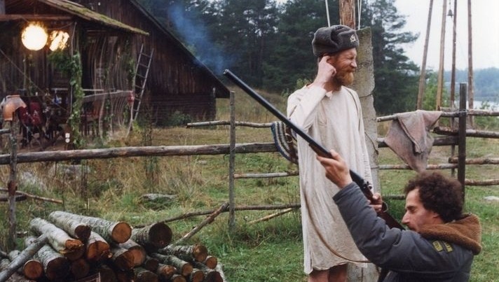 Кадр из фильма "Особенности национальной охоты",&nbsp;1995 г., реж.: Александр Рогожкин