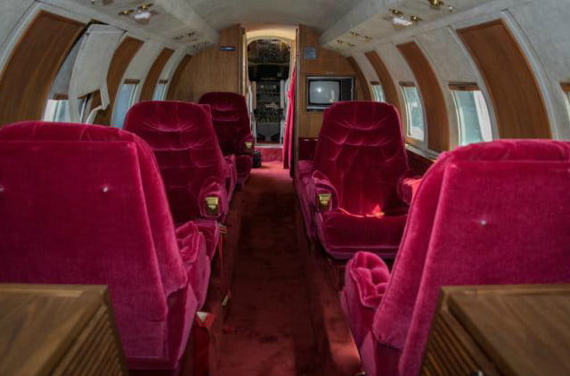 Салон самолёта Элвиса Пресли. Фото: © GWS Auctions, LLC