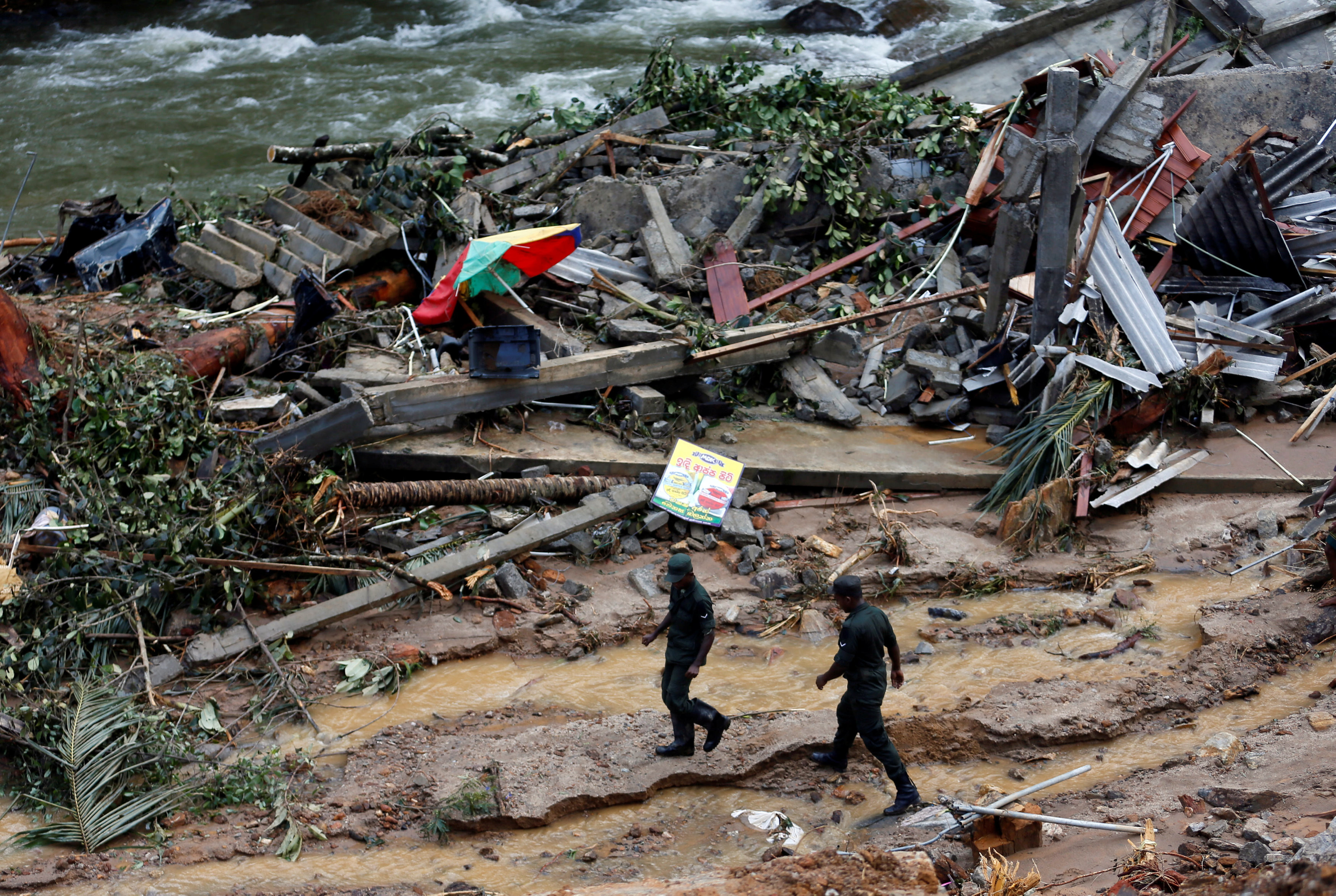 Последствия наводнения на Шри-Ланке. Фото: &copy;&nbsp;REUTERS/Dinuka Liyanawatte