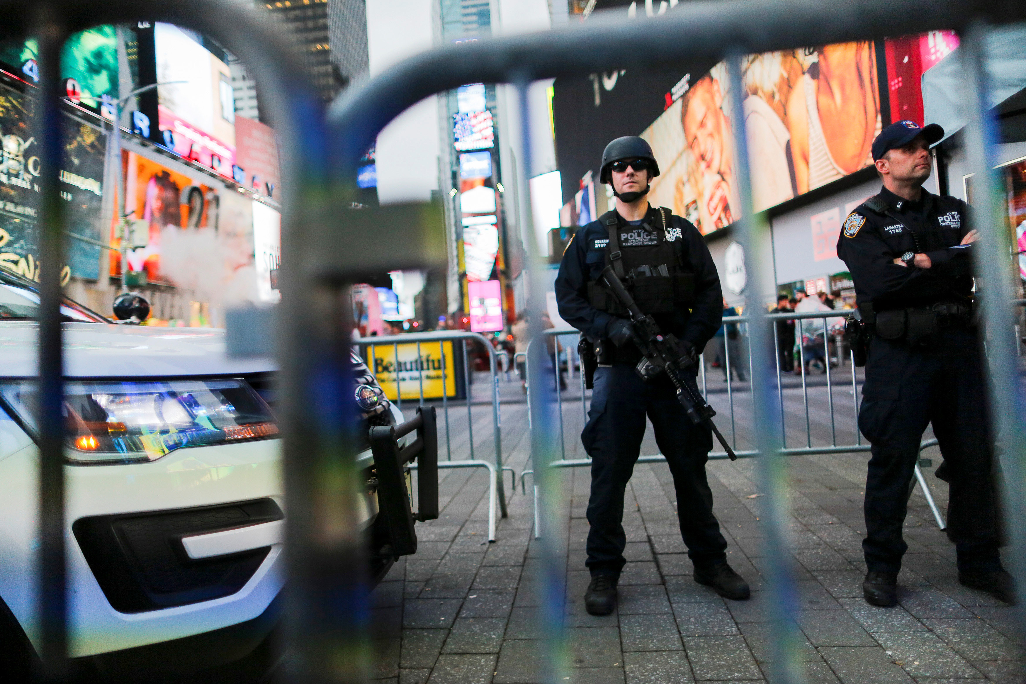Полицейские в США. Фото: &copy;&nbsp;REUTERS/Eduardo Munoz