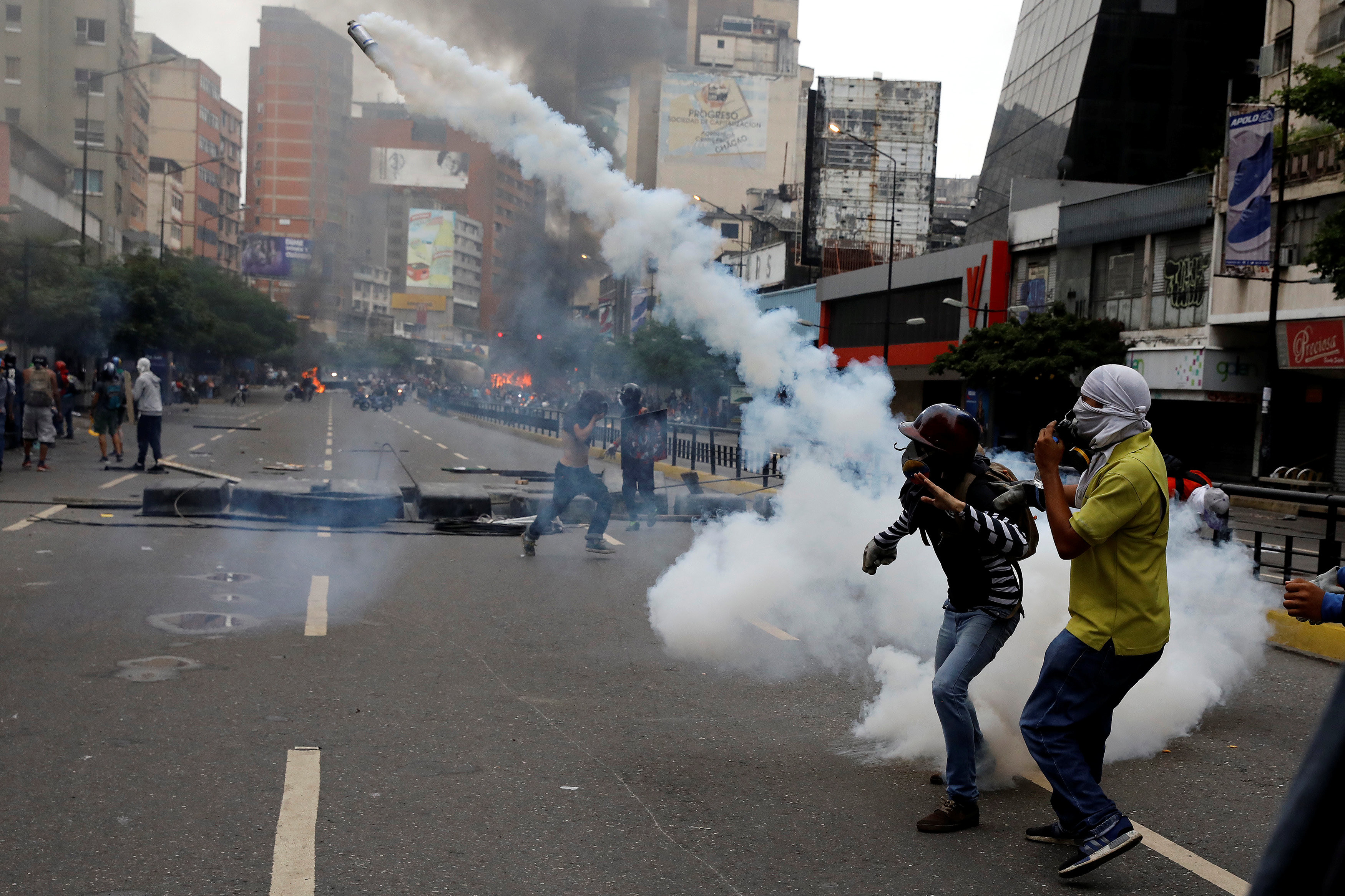 Протесты в Венесуэле. Фото: &copy;&nbsp;REUTERS/Carlos Garcia Rawlins