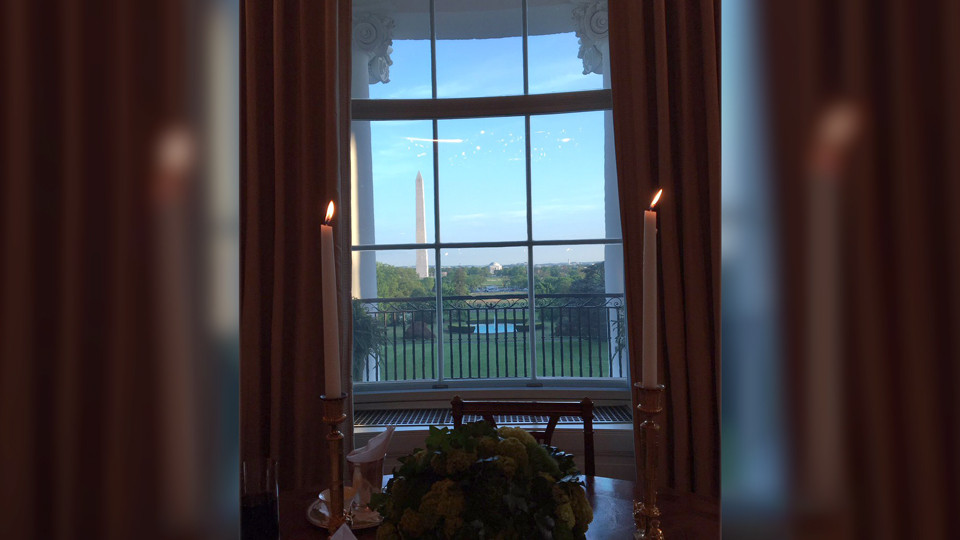 Вид из окна Белого дома. Фото: Twitter/@FLOTUS