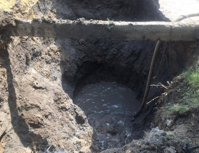Последствия аварии на водопроводе в Одессе. Фото: Думская