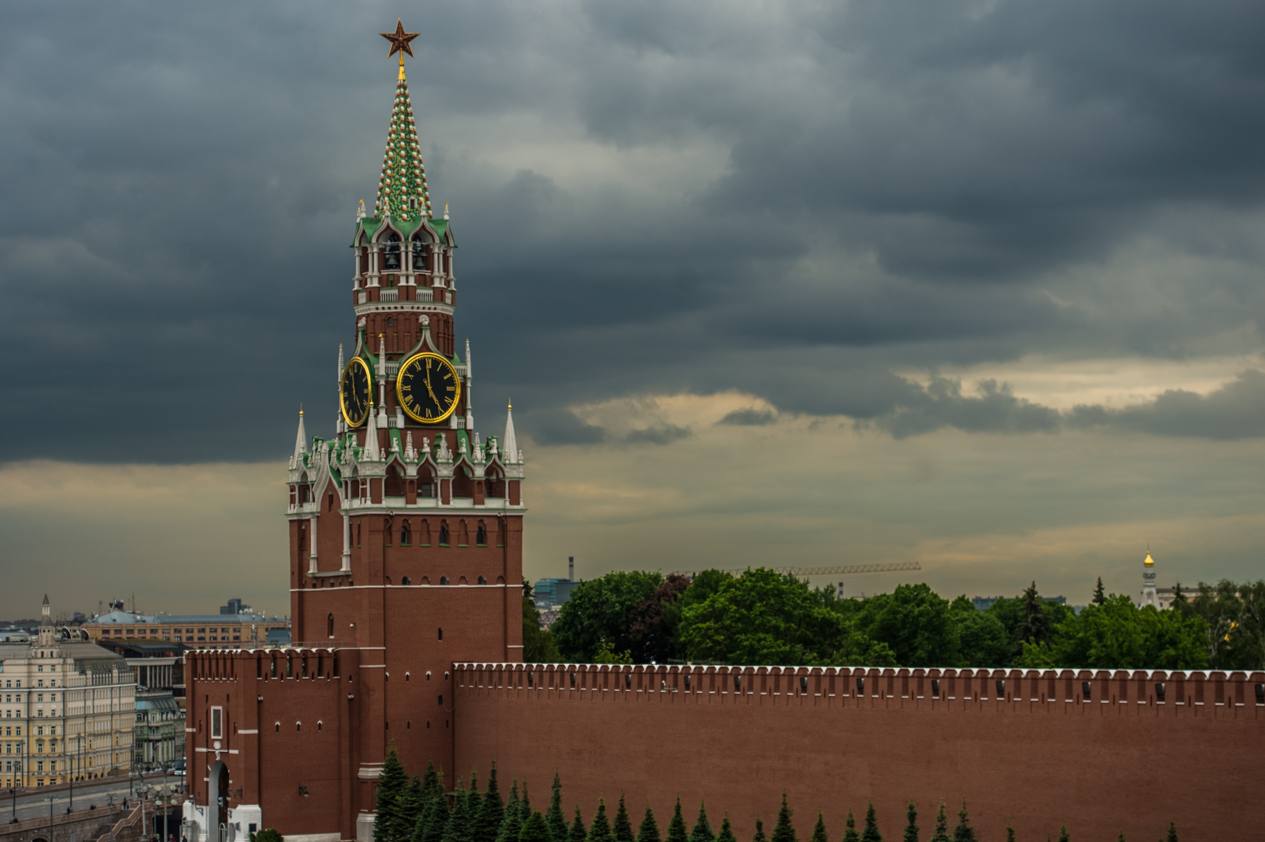 московский кремль спасская башня