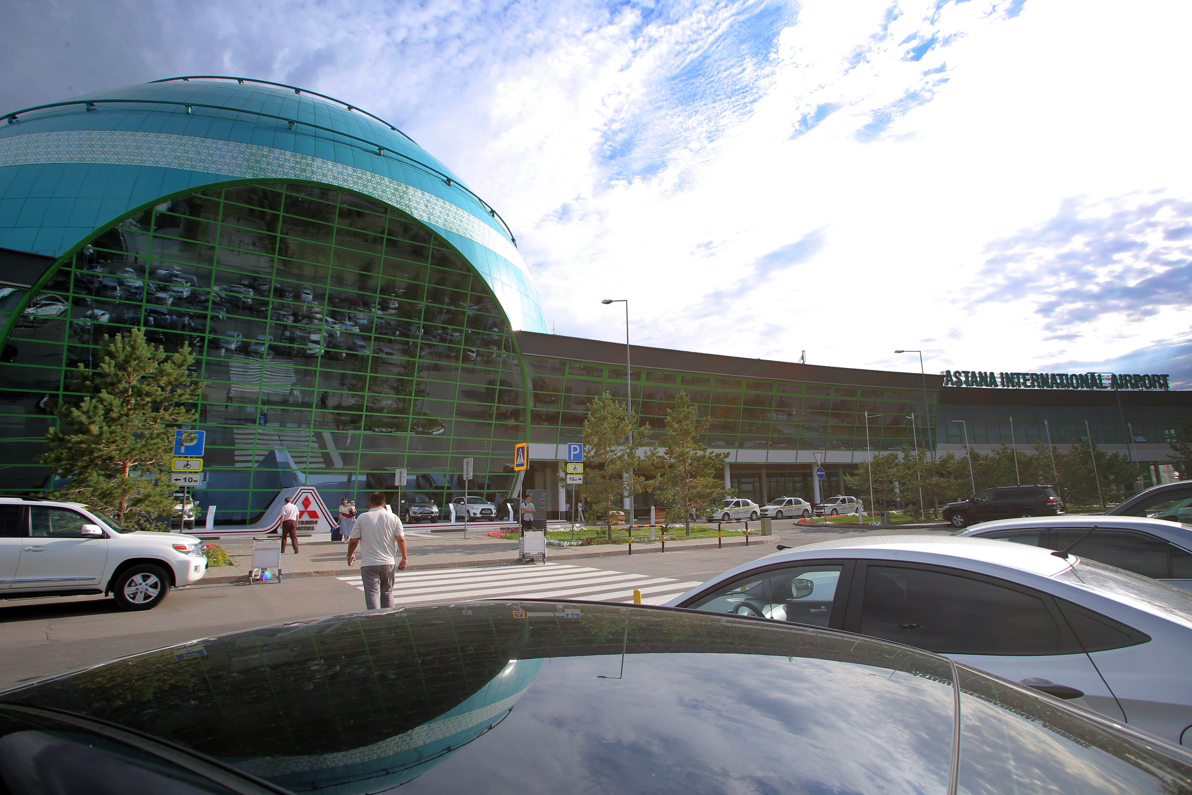 Такси астана аэропорт астаны. Международный аэропорт Нурсултан Назарбаев. Астана аэропорт внутри. Аэропорт Астана фото. Астана аэропорт фото 2022.