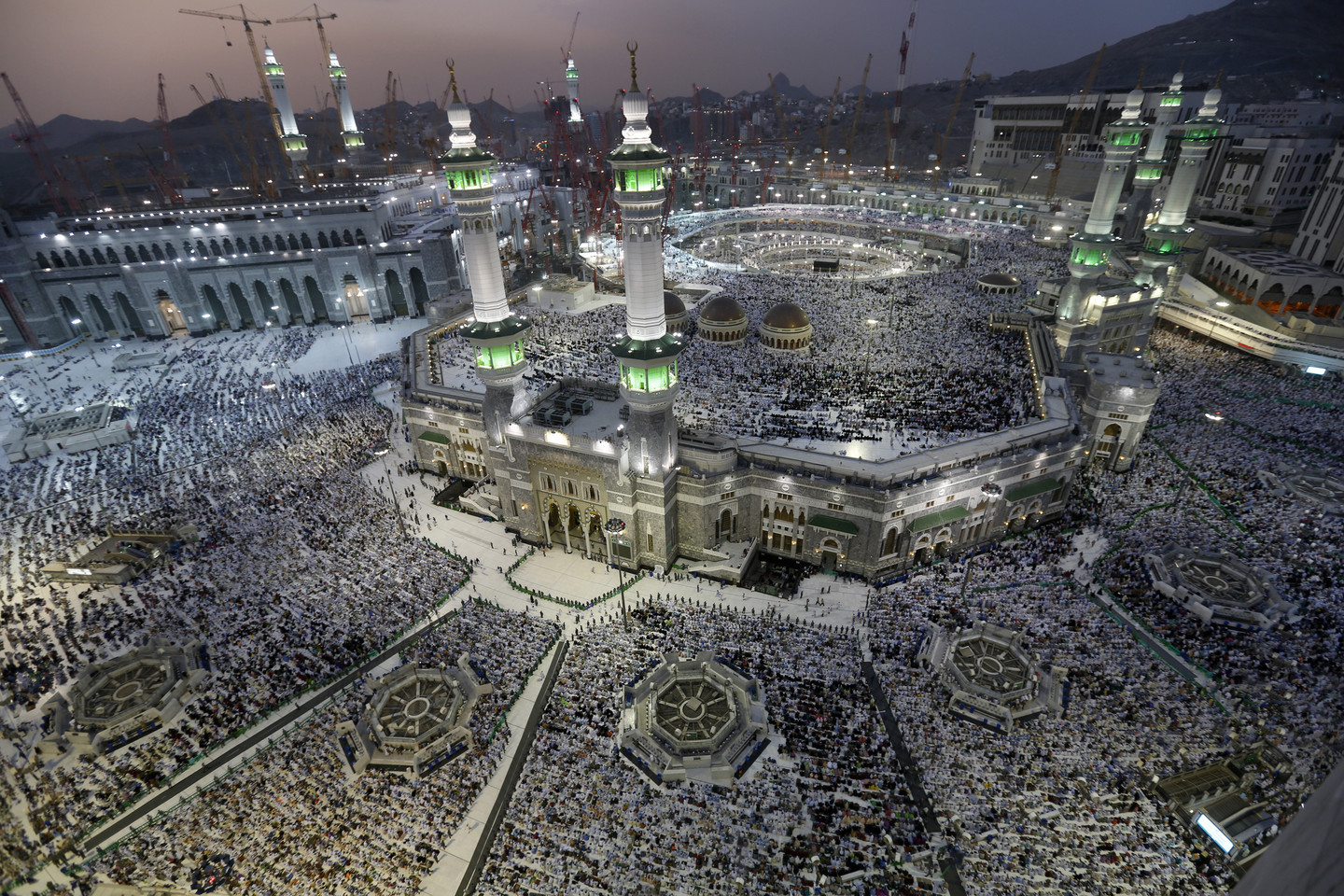 Мечеть аль-Харам в Мекке. Фото: &copy;&nbsp;REUTERS/Muhammad Hamed
