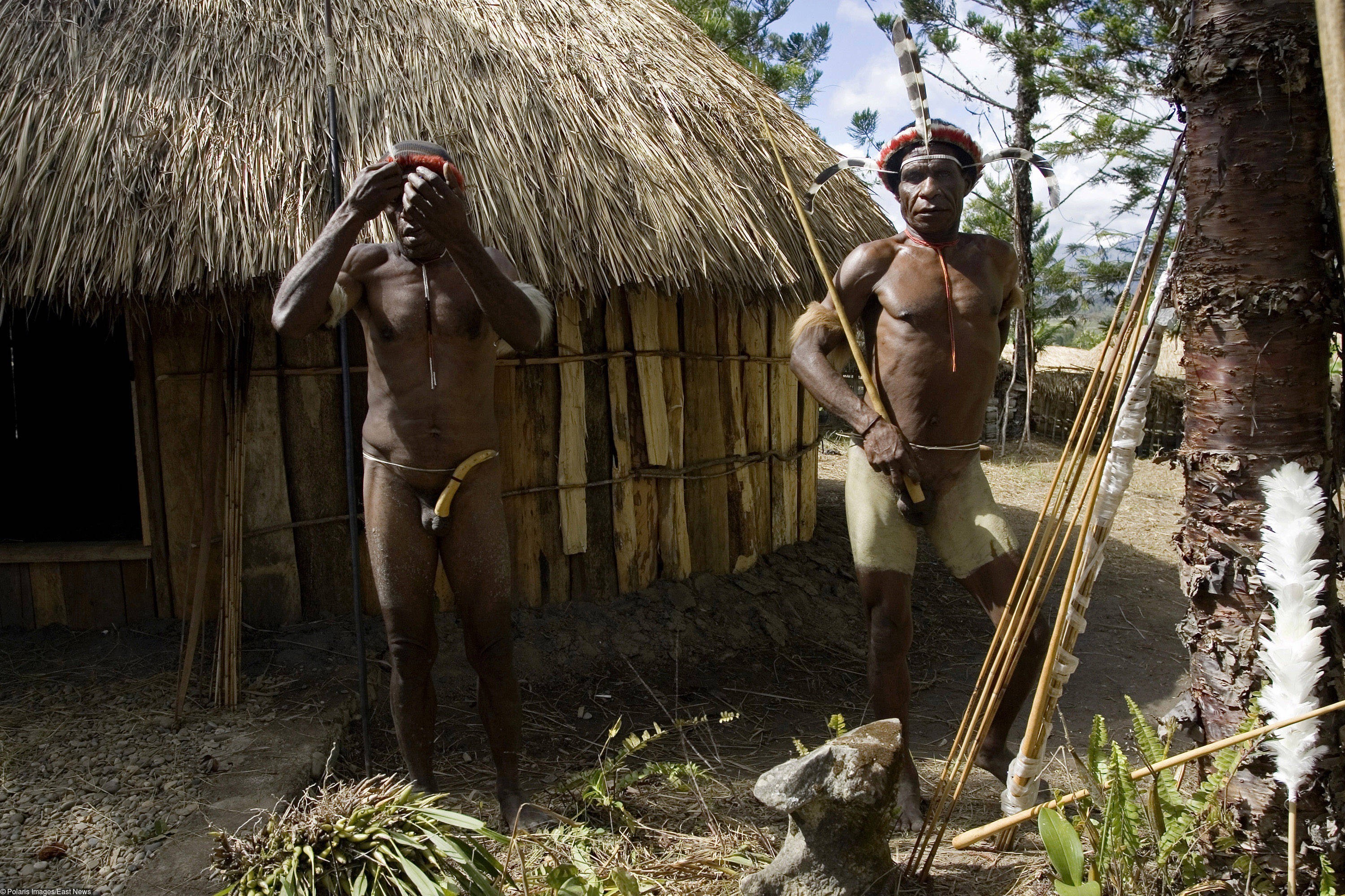 племя с голыми мужиками фото 113