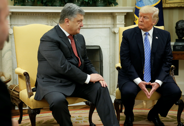 Петр Порошенко и Дональд Трамп. Фото: &copy;REUTERS/Jonathan Ernst