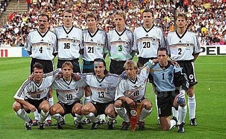 Сборная Германии 1998 год. Фото: twitter.com