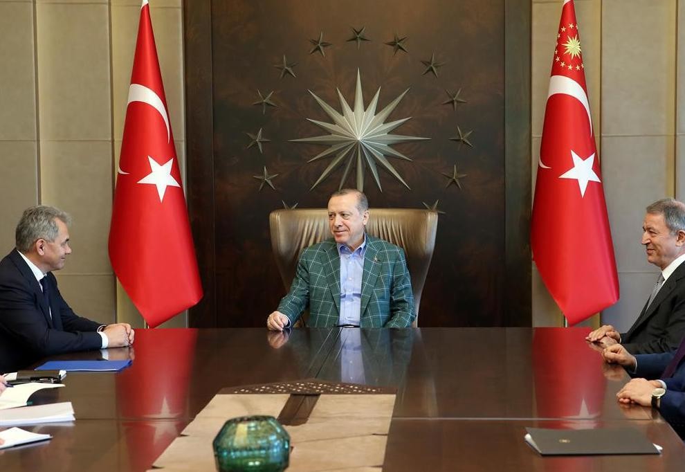 Сергей Шойгу и Реджеп Тайип Эрдоган. Фото: yenisafak.com