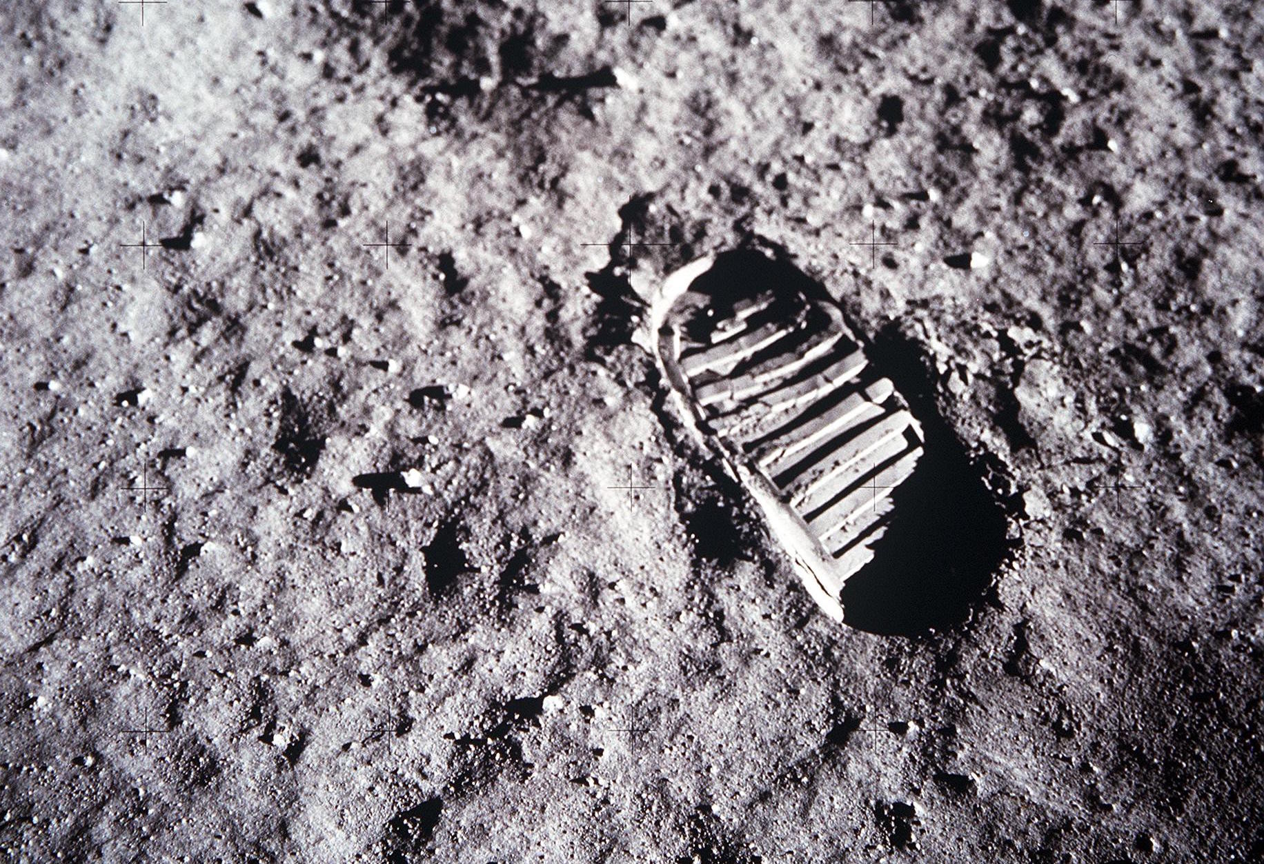 Отпечаток ботинка астронавта Базза Олдрина на поверхности Луны. Фото: nasa.gov