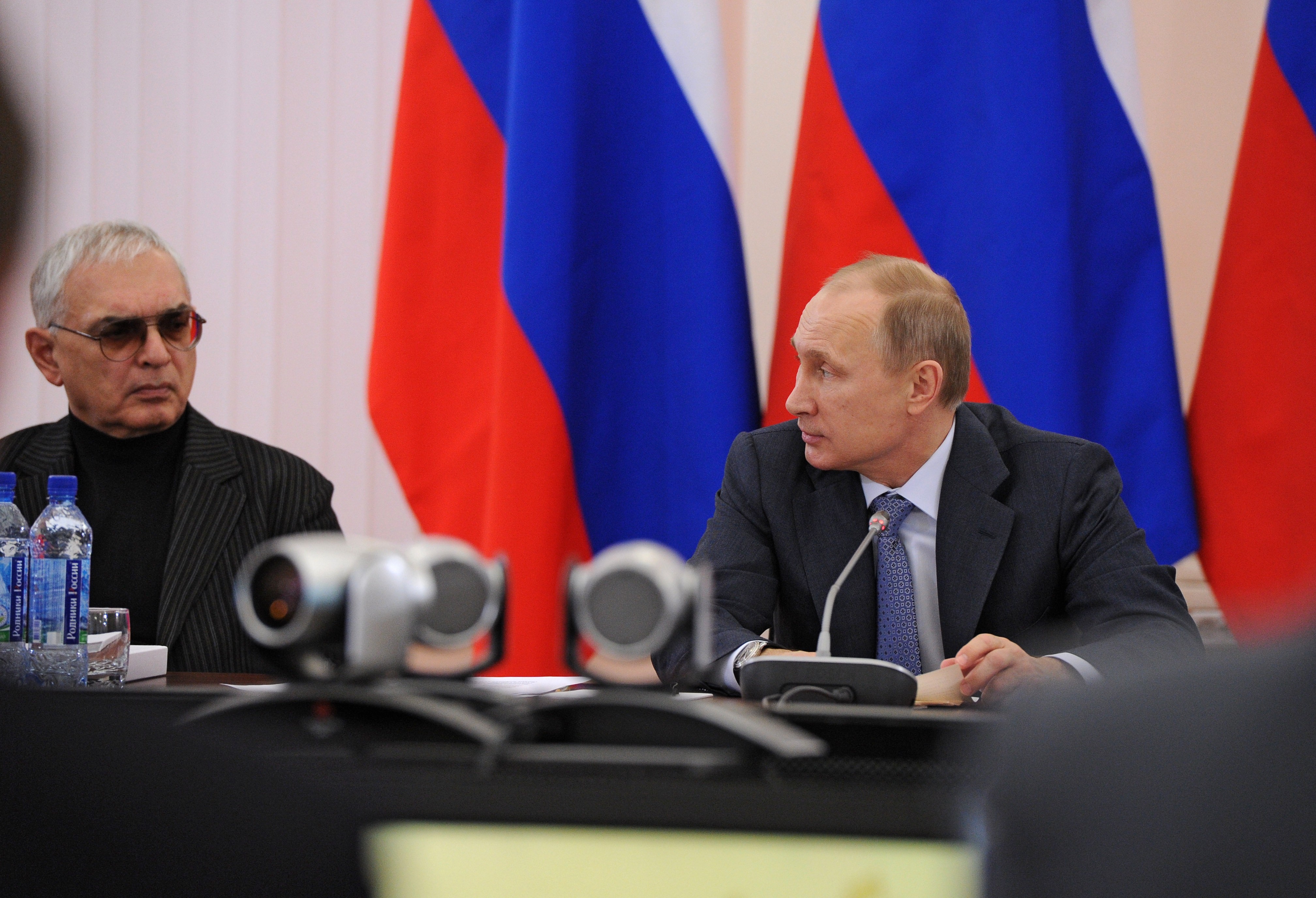 Карен Шахназаров и Владимир Путин. Фото: &copy;РИА Новости/Михаил Климентьев