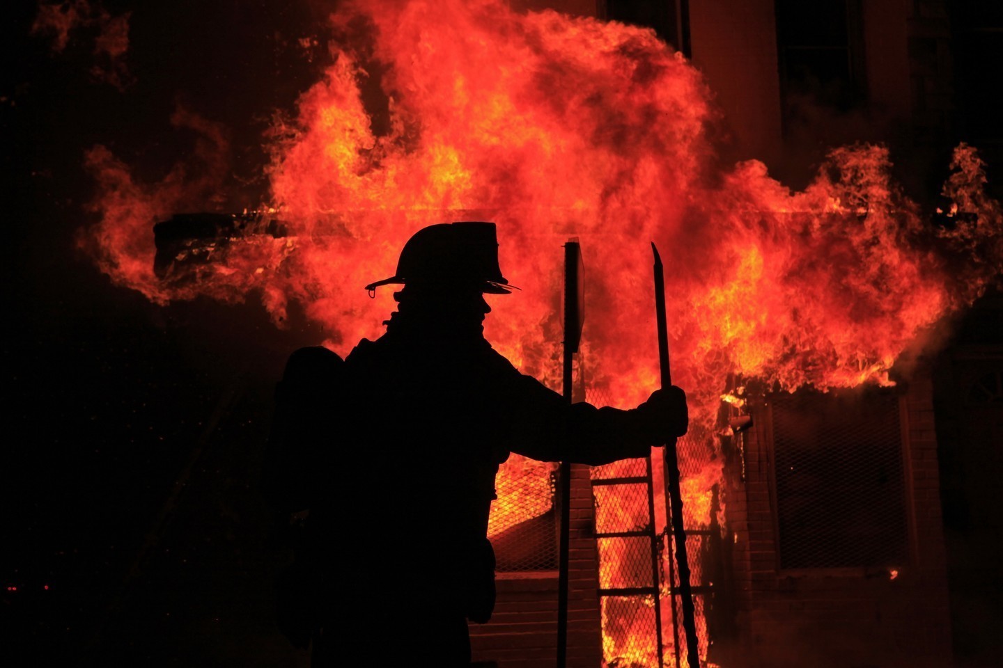 Пожарный. Фото: &copy; РИА Новости/Кейтлин Оукс
