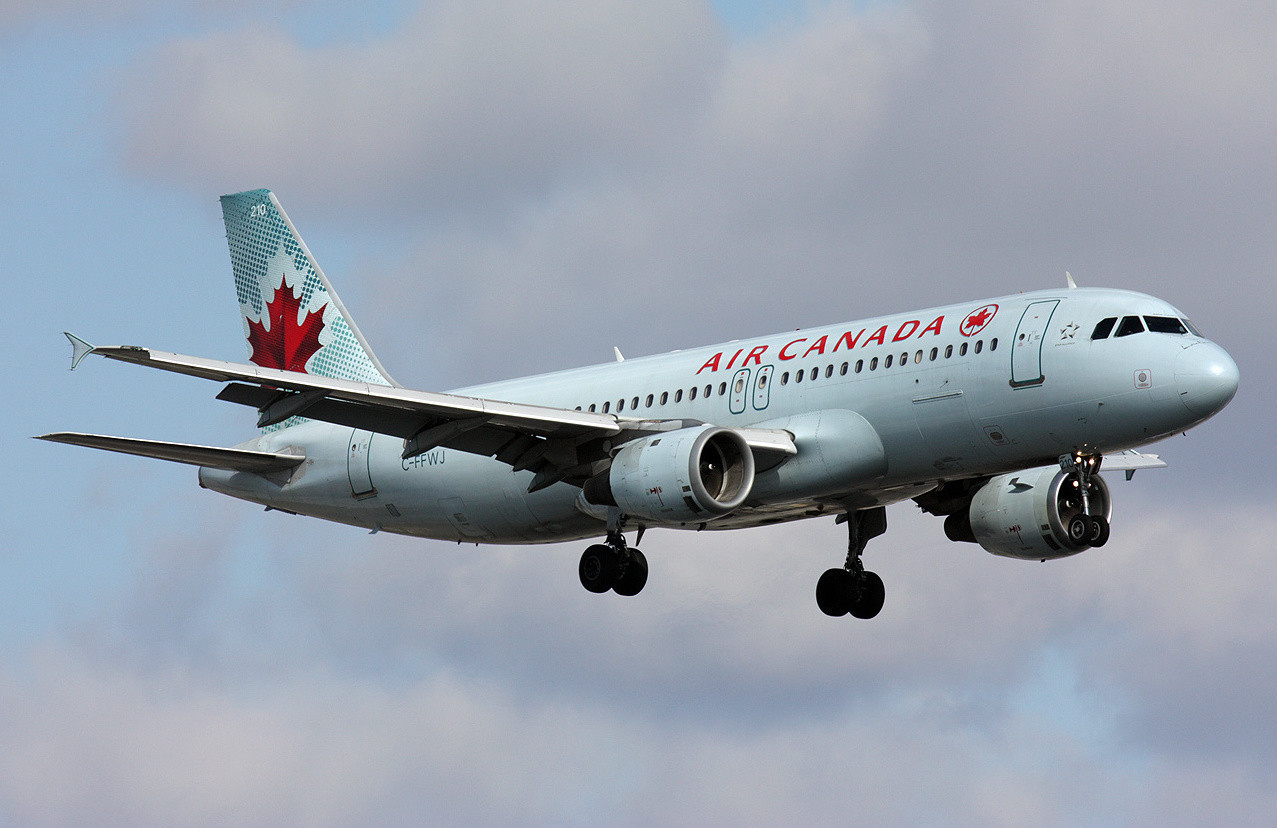 Airbus A320 авиакомпании Air Canada. Фото: &copy;&nbsp;planespotters.net/Ronny Busch