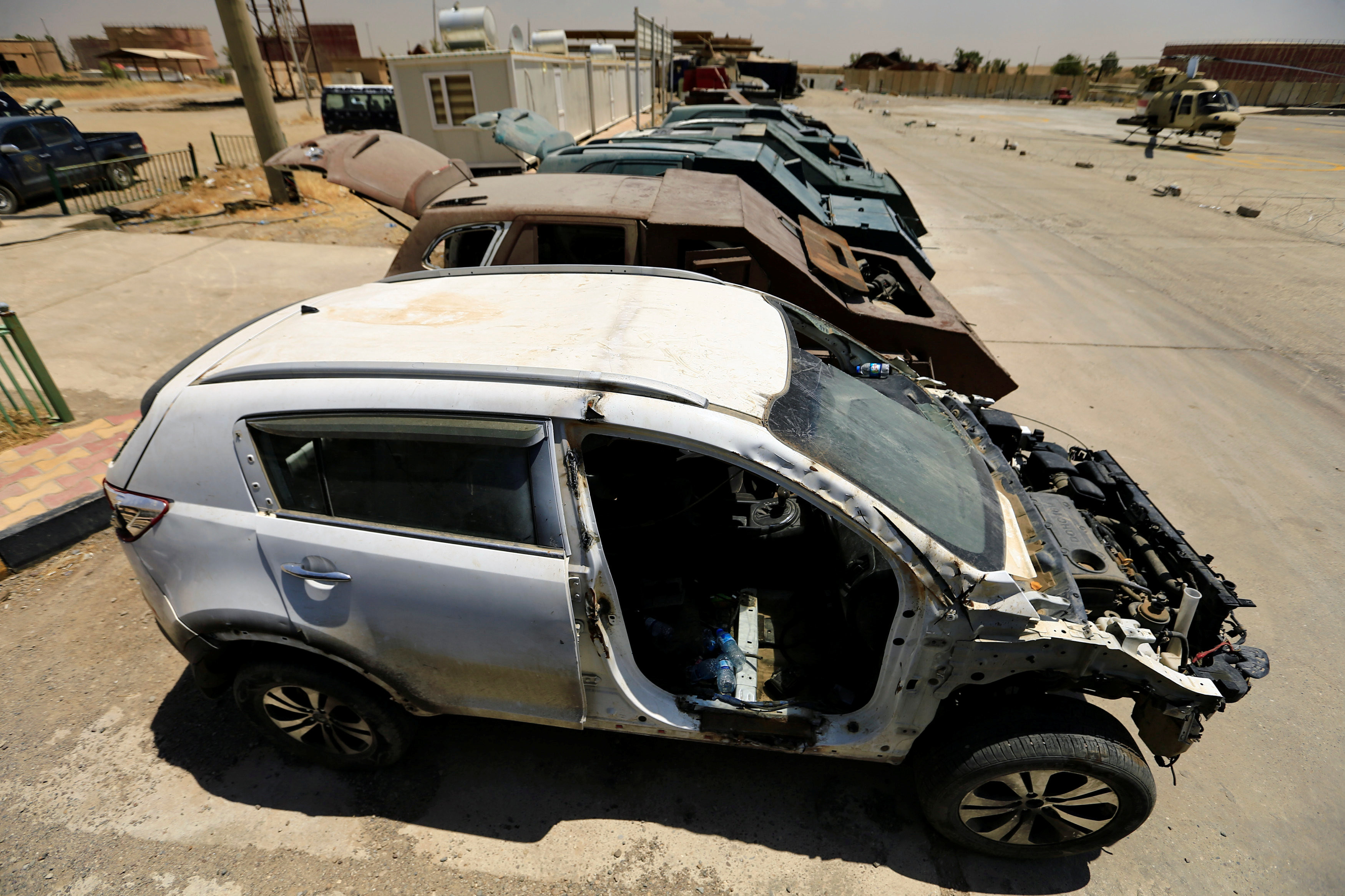Фото авто террористов. Тойота ИГИЛ. Машины террористов. Ирак автомобили. Автомобиль смертника.