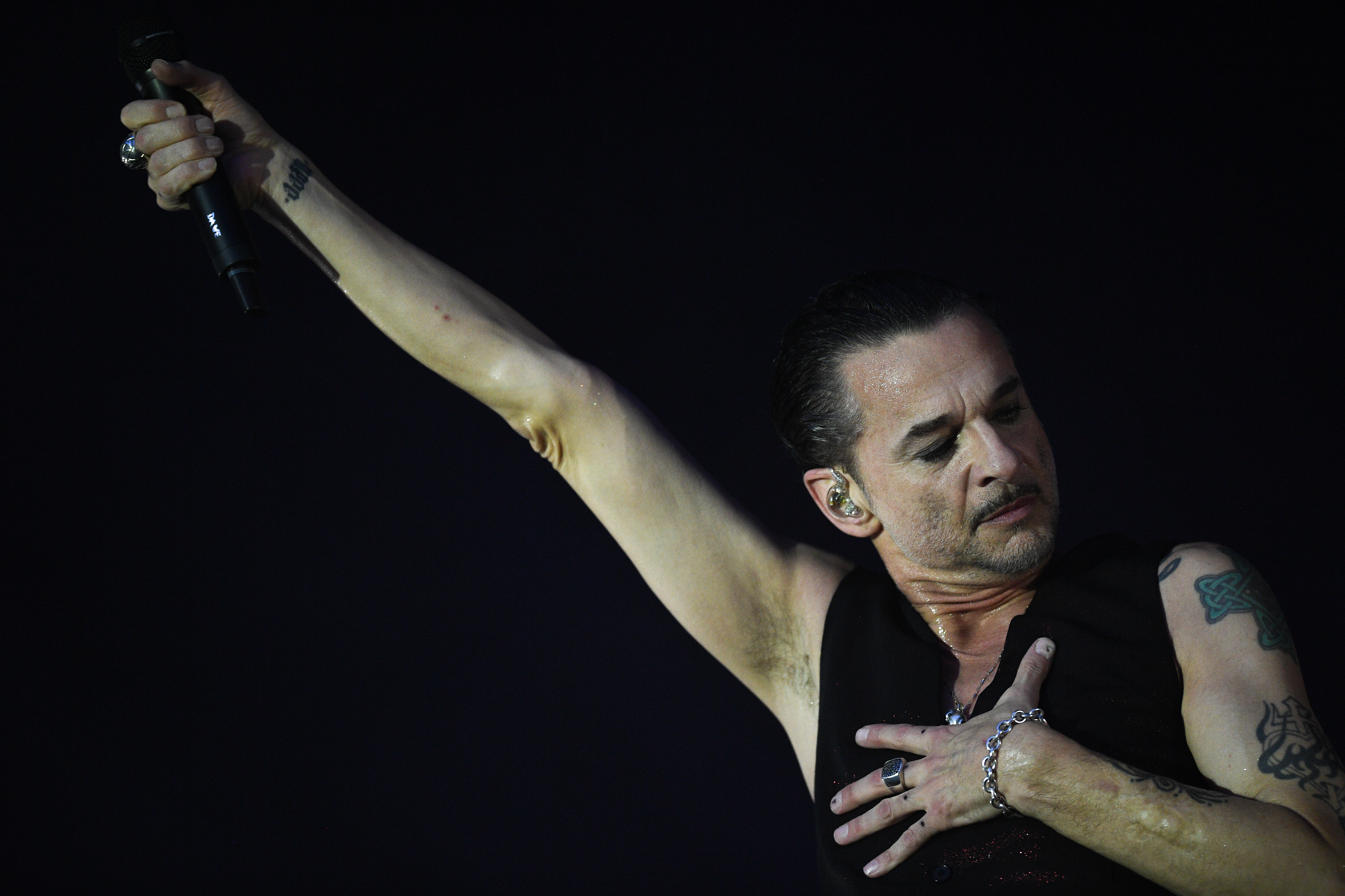 Солист британской группы Depeche Mode Дэйв Гaан на концерте в Москве. Фото: &copy; РИА Новости/Владимир Астапкович