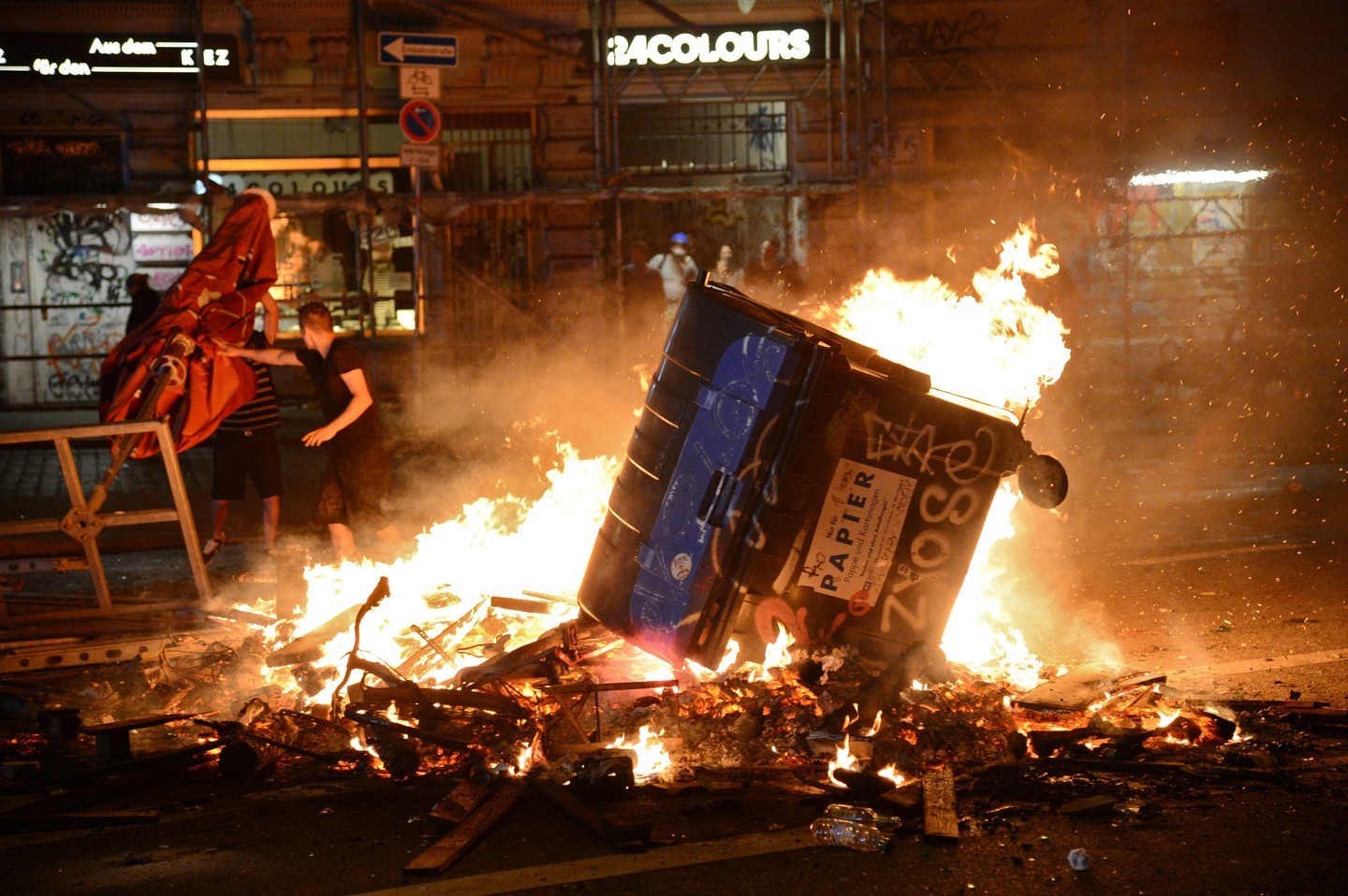 Улица Гамбурга во время акции протеста в дни проведения саммита G20.&nbsp;Фото: &copy;РИА Новости/Алексей Витвицкий
