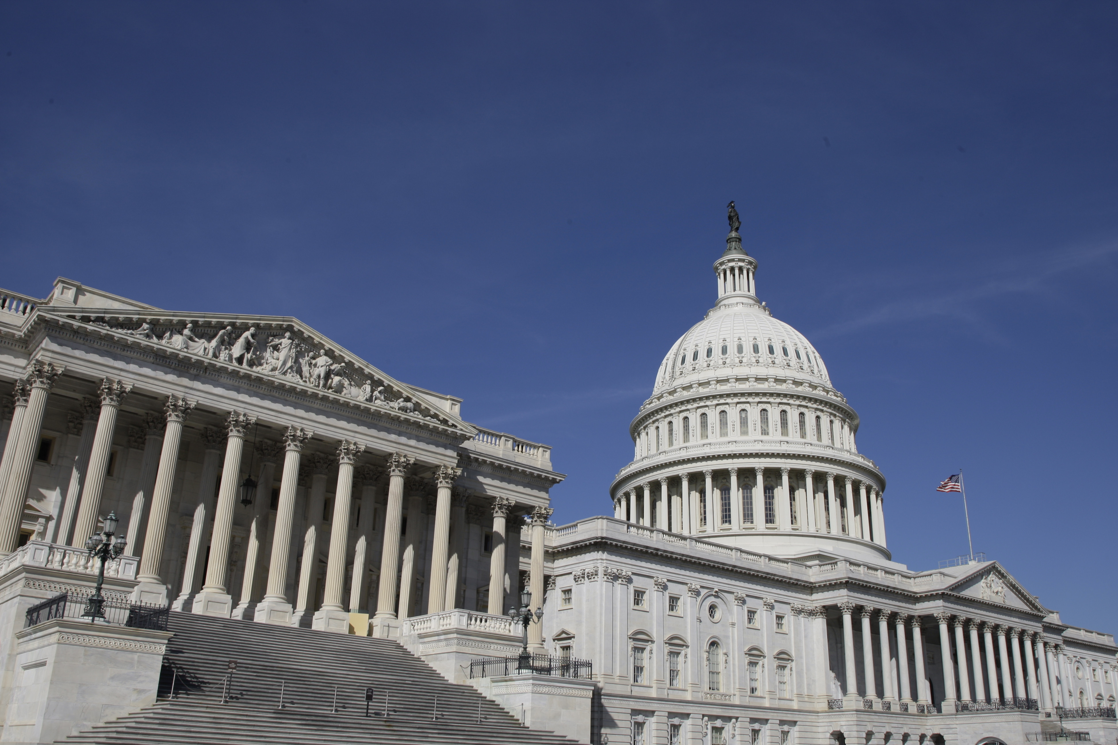 Капитолий, здание в Вашингтоне, где заседает конгресс США. Фото: &copy; РИА Новости/Илья Питалев