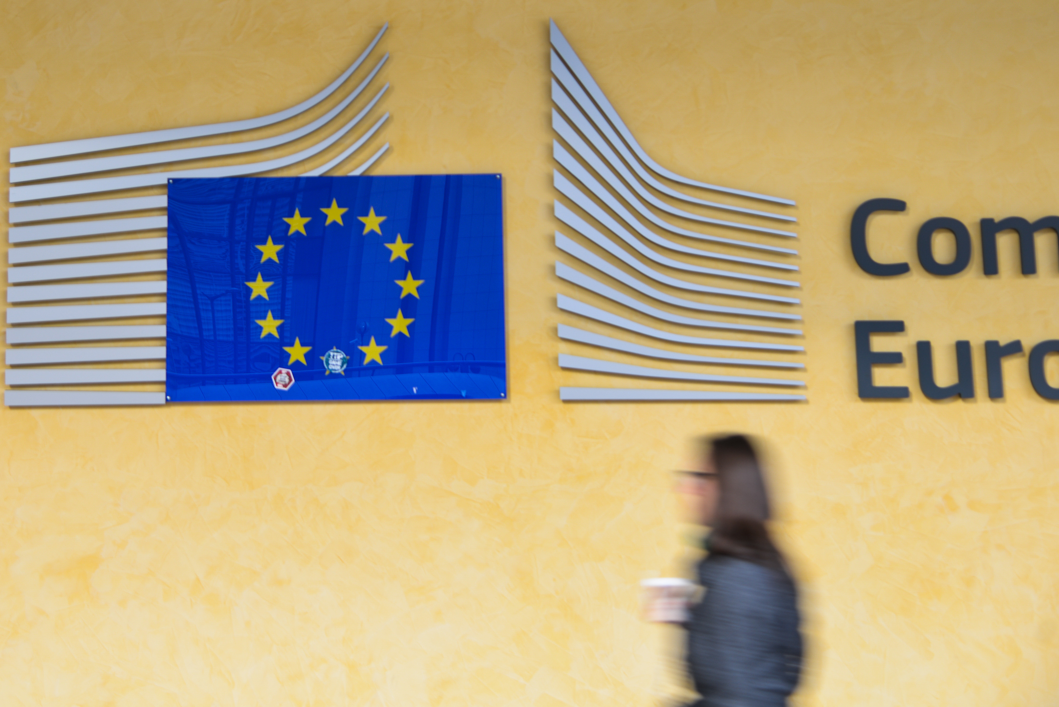 Логотип Евросоюза на здании штаб-квартиры Европейского парламента в Брюсселе. Фото: &copy; РИА Новости/Алексей Витвицкий