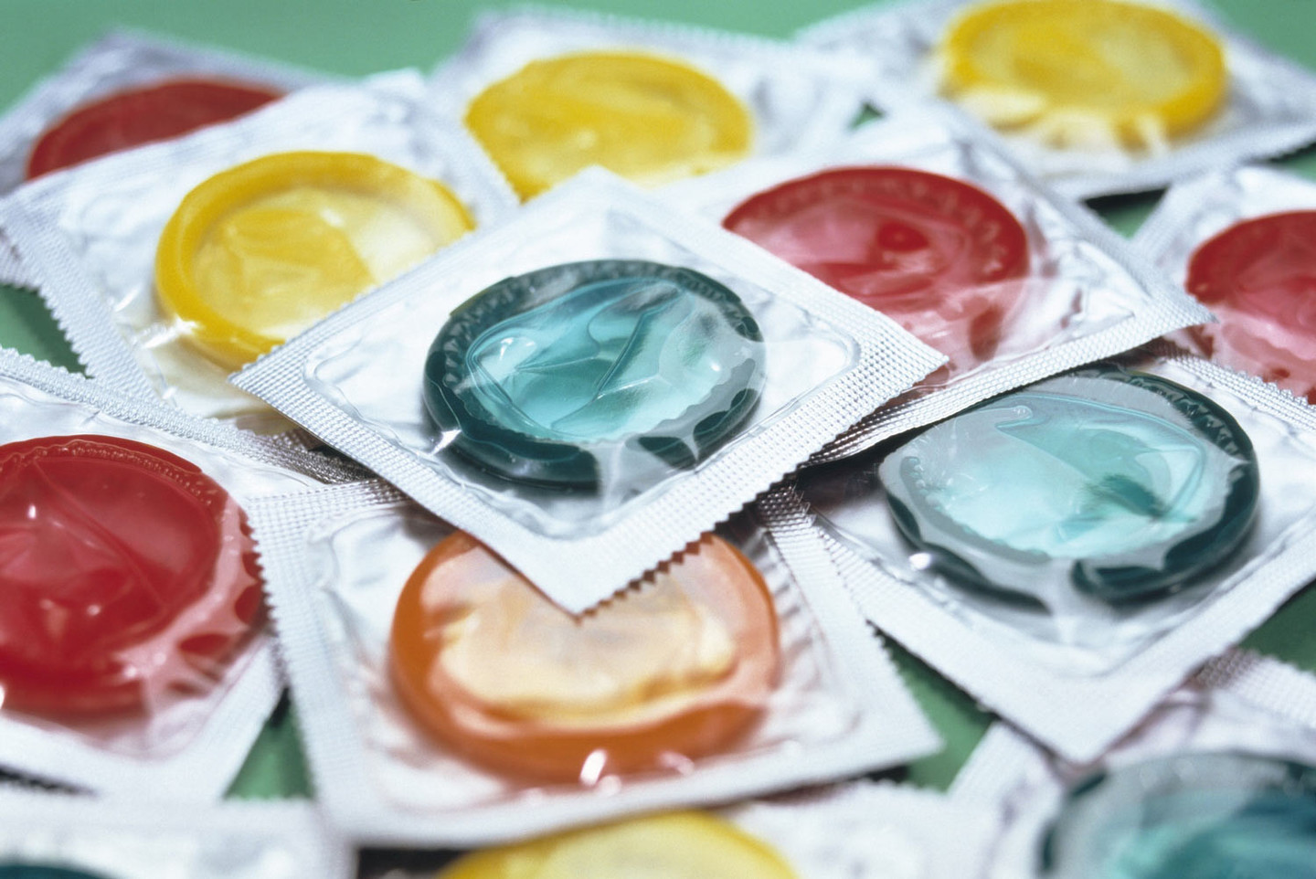 Презерватив со спермой внутри (56 фото)