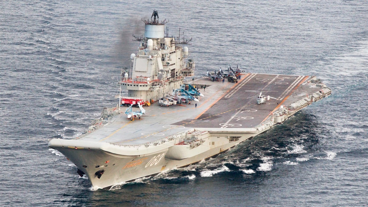 Тяжёлый авианесущий крейсер "Адмирал Кузнецов" / Фото: &copy;РИА Новости


