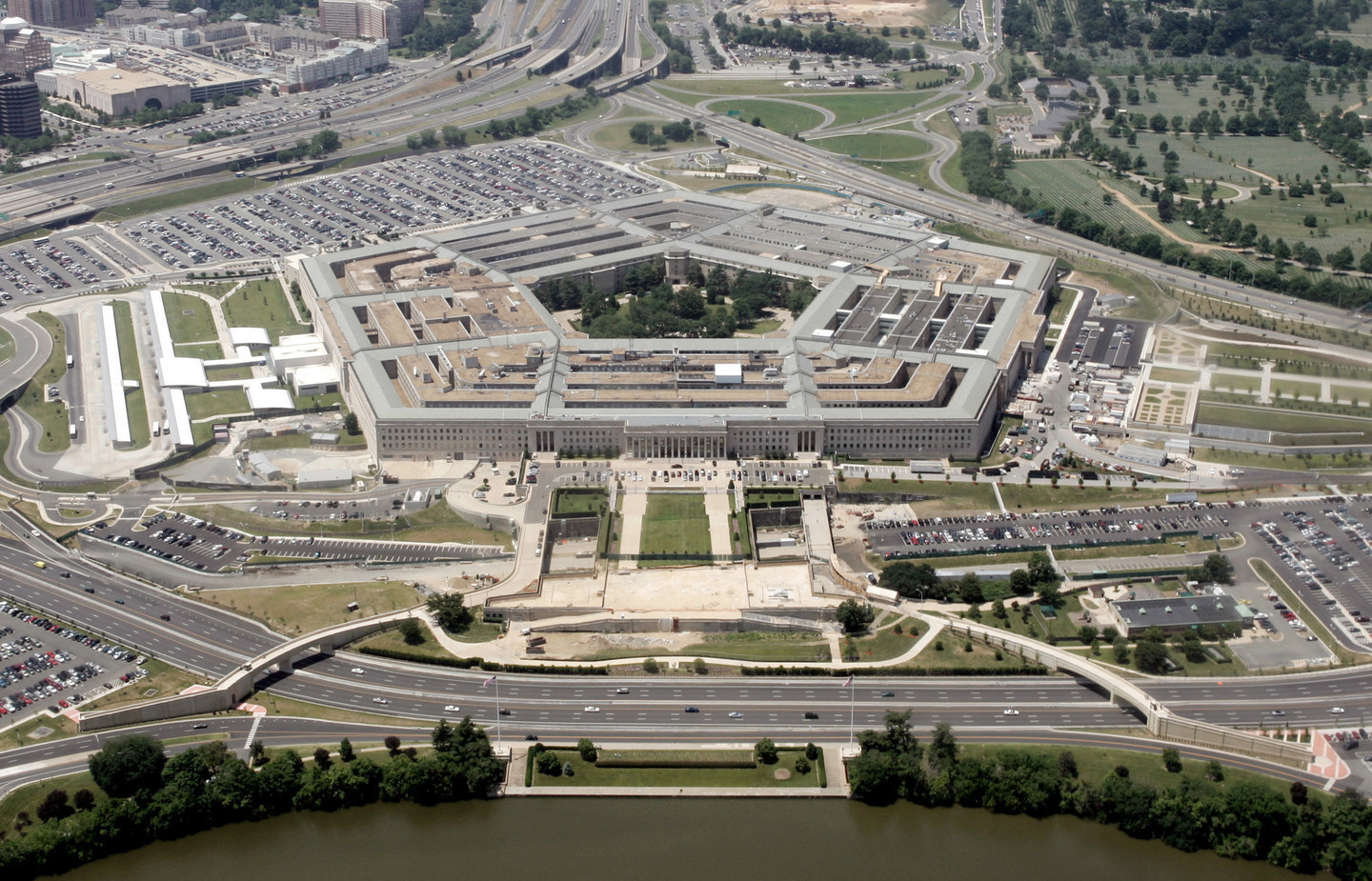Пентагон. Фото: &copy; REUTERS/Jason Reed