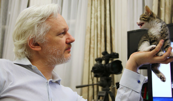 Основатель ресурса WikiLeaks Джулиан Ассанж

Фото: &copy; REUTERS/ COURTESY OF WIKILEAKS