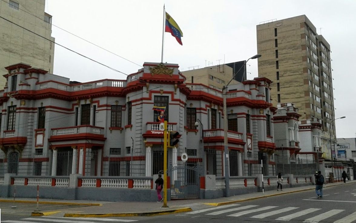 Здание посольства Венесуэлы в Перу. Фото: &copy; Google Maps/Reinaldo M