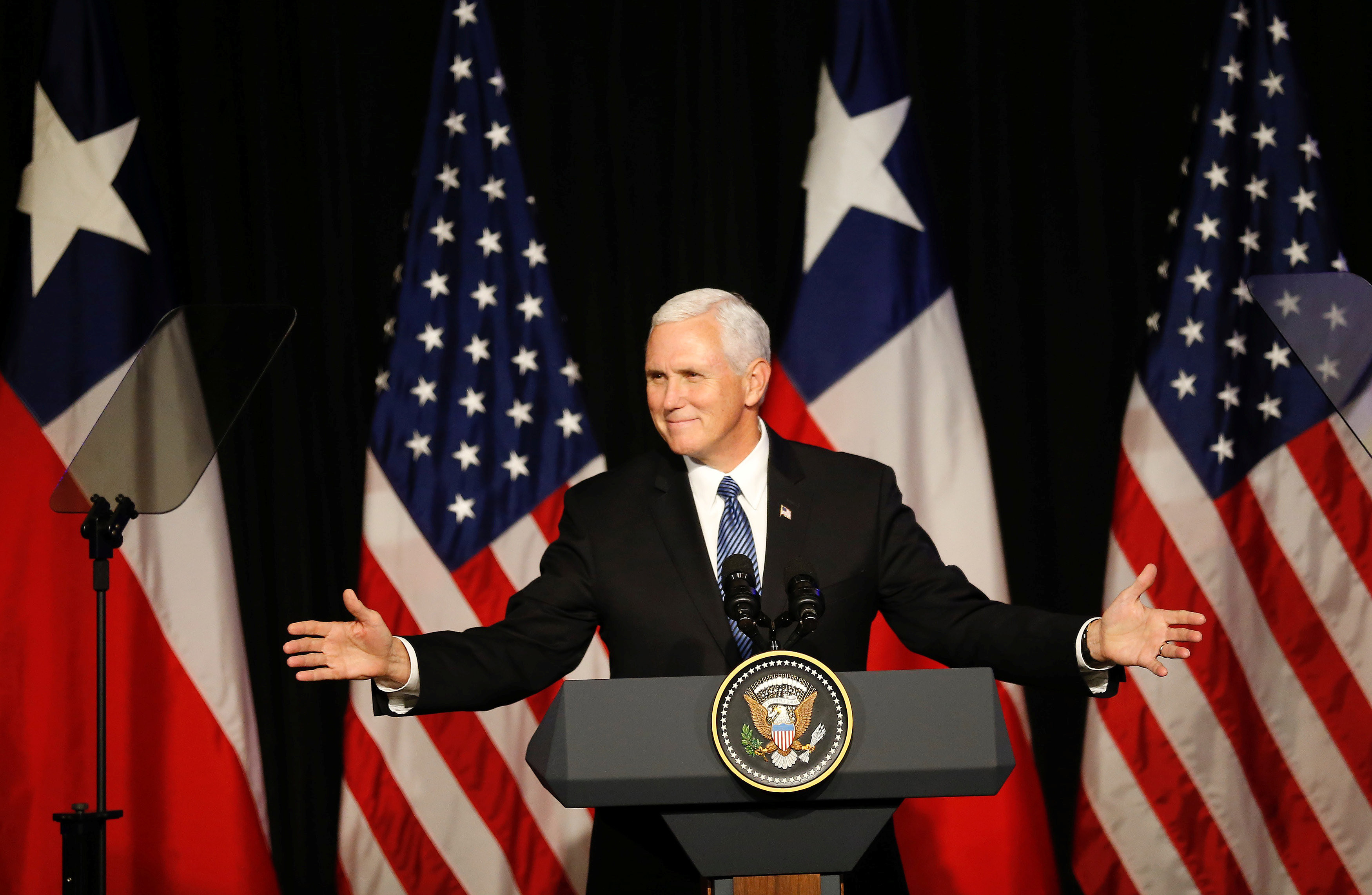 Вице-президент США Майкл Пенс. Фото: &copy; REUTERS/Rodrigo Garrido