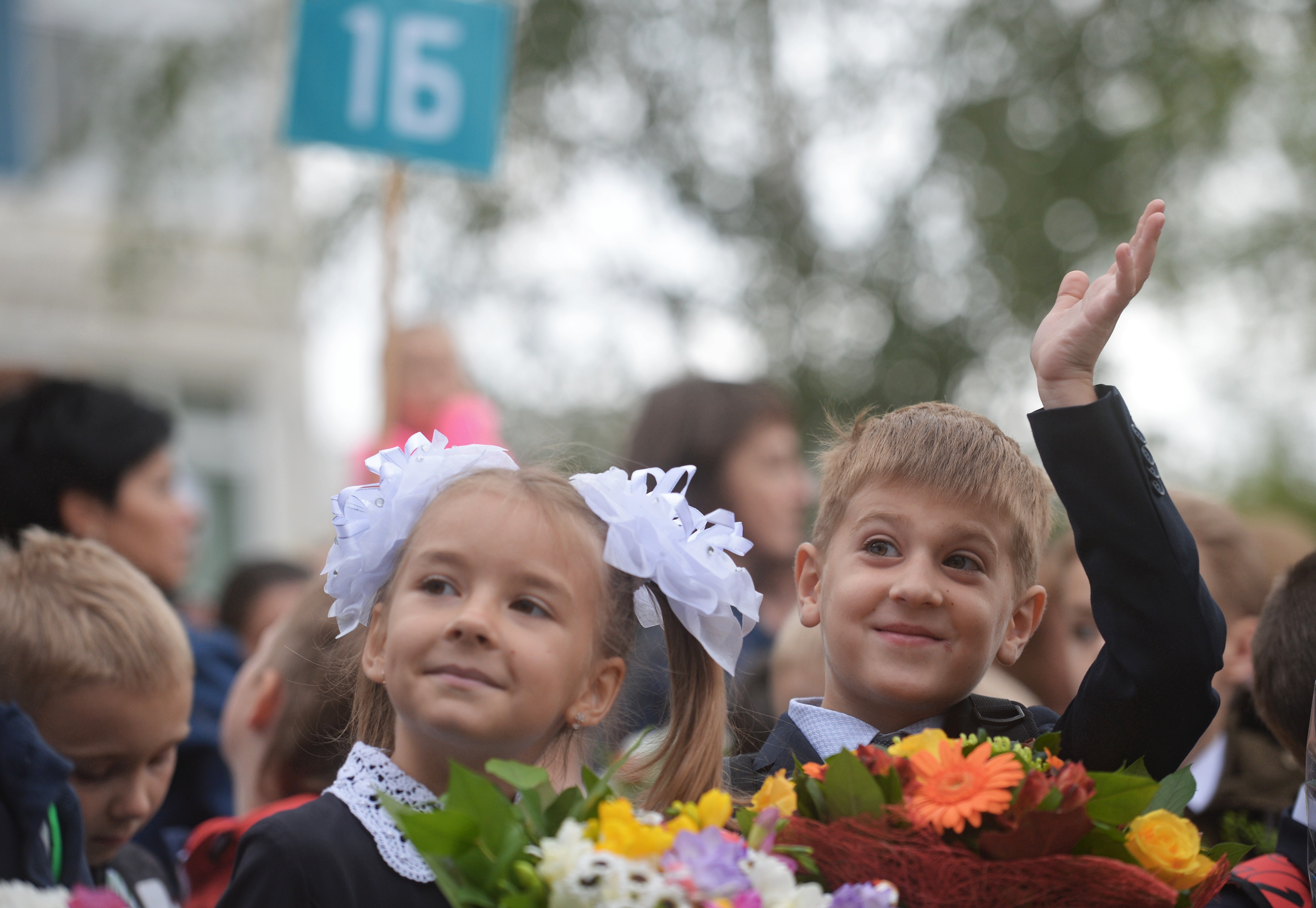 В школу в 6 лет можно ли. Проекты 165 школьников. Дети из 6 школы. Школа номер 1048 Москва. Школа 1048 3 класс.