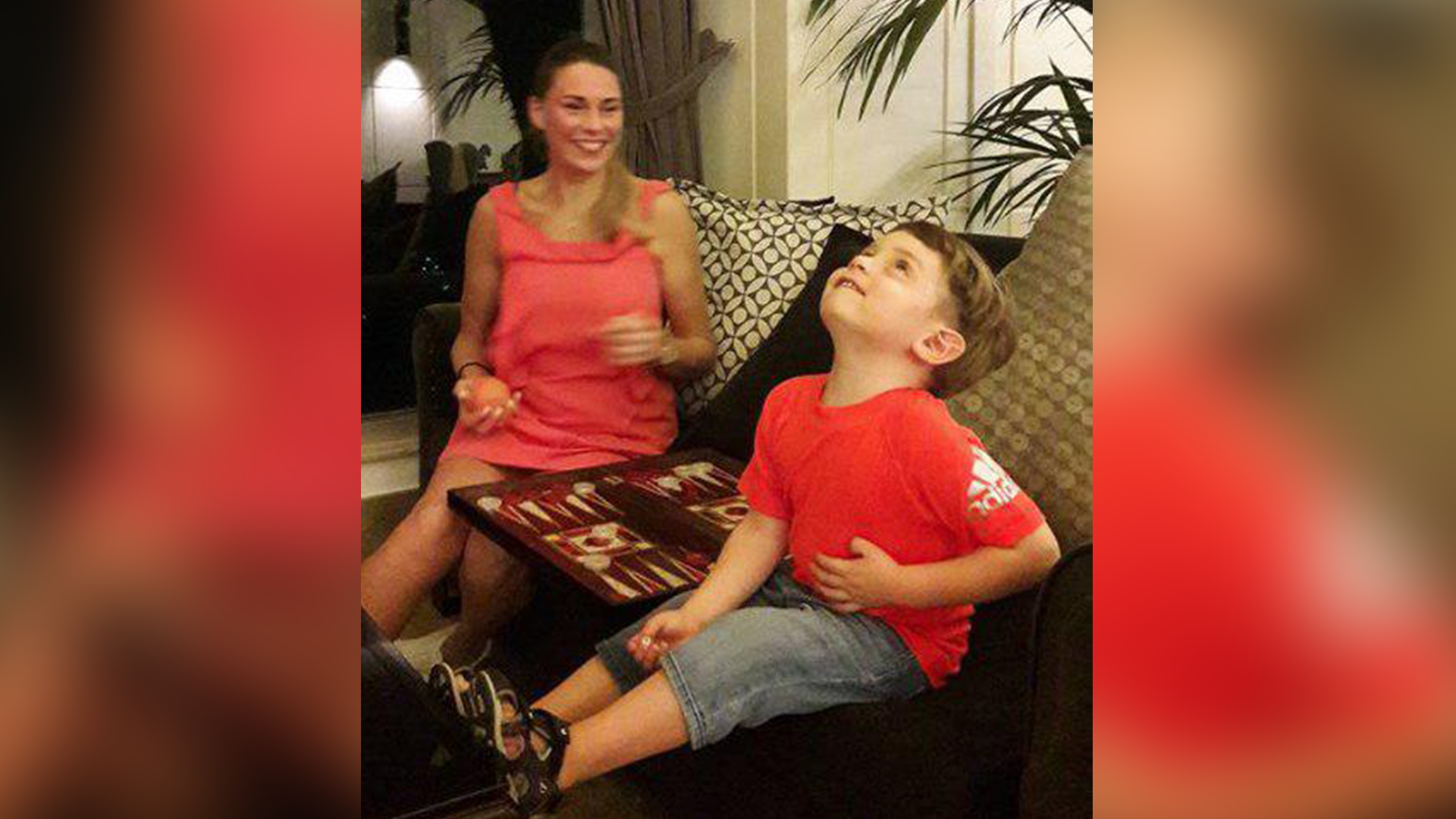 Екатерина Ифтоди с сыном Борисом. Фото: © Facebook
